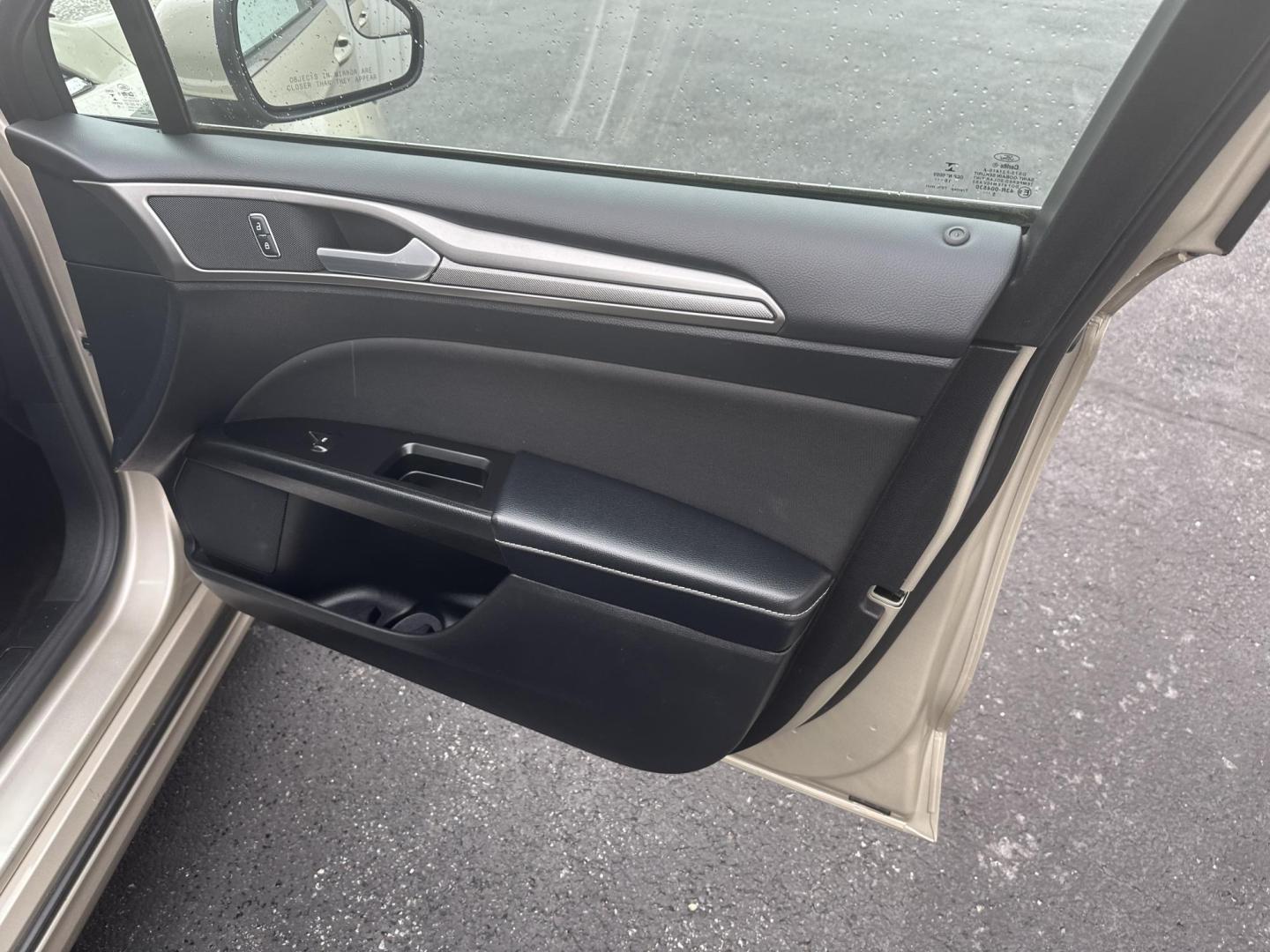 2017 Gold Ford Fusion SE (3FA6P0H78HR) with an 2.5L L4 DOHC 16V engine, 6A transmission, located at 8464 Route 219, Brockway, PA, 15824, (814) 265-1330, 41.226871, -78.780518 - Clean, well taken care of 2017 Ford Fusion SE with only 62,000 miles. This Ford Sedan is well equipped with automatic transmission, air condition, power windows and locks, power seat and factory wheels. Serviced up and ready to go. - Photo#14