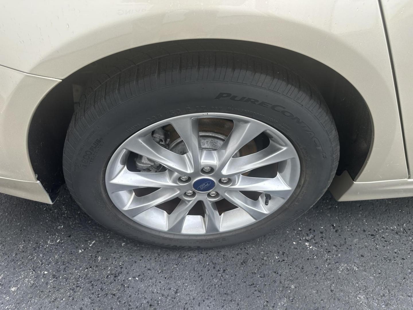 2017 Gold Ford Fusion SE (3FA6P0H78HR) with an 2.5L L4 DOHC 16V engine, 6A transmission, located at 8464 Route 219, Brockway, PA, 15824, (814) 265-1330, 41.226871, -78.780518 - Clean, well taken care of 2017 Ford Fusion SE with only 62,000 miles. This Ford Sedan is well equipped with automatic transmission, air condition, power windows and locks, power seat and factory wheels. Serviced up and ready to go. - Photo#12