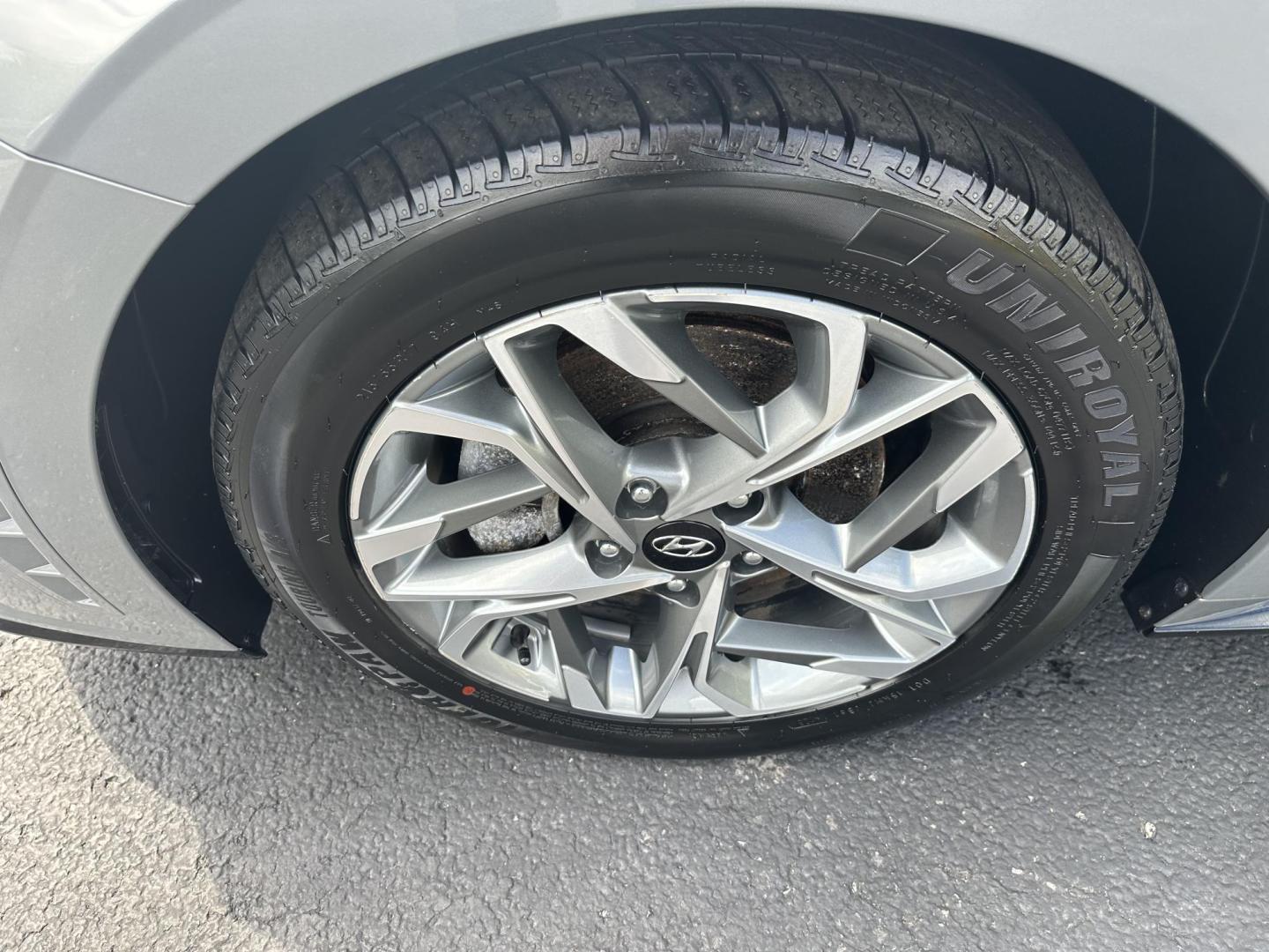 2023 Gray Hyundai Sonata SEL (KMHL64JA1PA) with an 2.5L L4 DOHC 16V engine, 8A transmission, located at 8464 Route 219, Brockway, PA, 15824, (814) 265-1330, 41.226871, -78.780518 - Photo#1