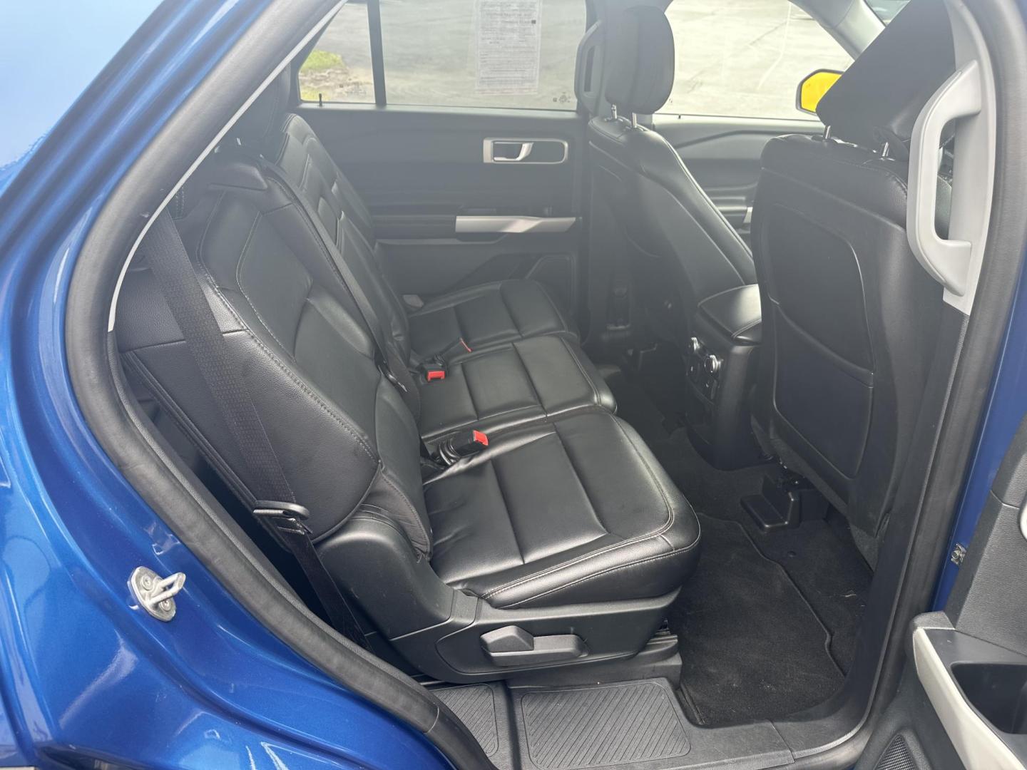 2020 Blue Ford Explorer XLT AWD (1FMSK8DH2LG) with an 2.3L L4 DOHC 16V engine, 10A transmission, located at 8464 Route 219, Brockway, PA, 15824, (814) 265-1330, 41.226871, -78.780518 - Fresh local trade well equipped and in very nice shape. This 2020 Ford Explorer XLT 4-wheel drive has 4 cylinder engine, leather interior, air condition, power/heated front seats, 7-passenger with rear a/c, factory alloys and much more. Serviced for delivery. Great price hurry in this one won't last - Photo#15