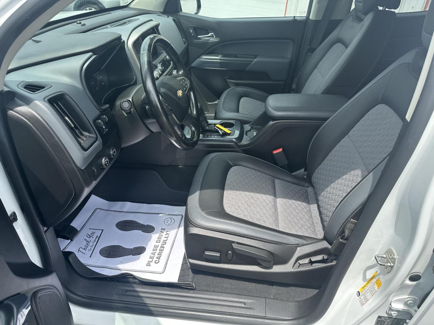 2019 White Chevrolet Colorado Z71 Crew Cab 4WD Short Box (1GCGTDEN8K1) with an 3.6L V6 DOHC 24V GAS engine, 6A transmission, located at 8464 Route 219, Brockway, PA, 15824, (814) 265-1330, 41.226871, -78.780518 - 2019 Chev Colorado Crew Z71 with V6 engine, air condition, power/heated front seats, factory wheels, hitch, rear sliding window and much more. ONLY 64000 miles on this 1-owner truck. - Photo#2