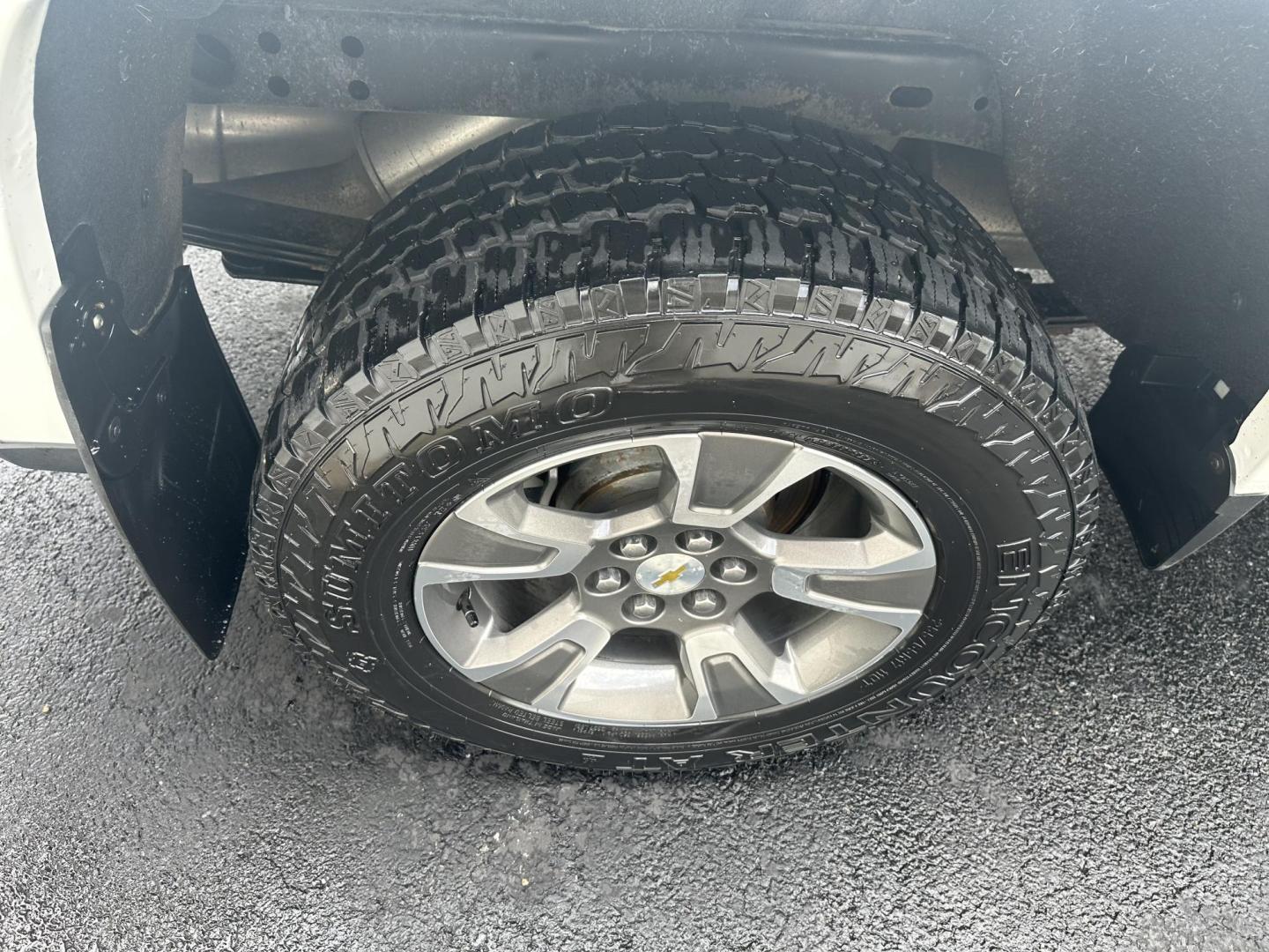 2019 White Chevrolet Colorado Z71 Crew Cab 4WD Short Box (1GCGTDEN8K1) with an 3.6L V6 DOHC 24V GAS engine, 6A transmission, located at 8464 Route 219, Brockway, PA, 15824, (814) 265-1330, 41.226871, -78.780518 - 2019 Chev Colorado Crew Z71 with V6 engine, air condition, power/heated front seats, factory wheels, hitch, rear sliding window and much more. ONLY 64000 miles on this 1-owner truck. - Photo#12