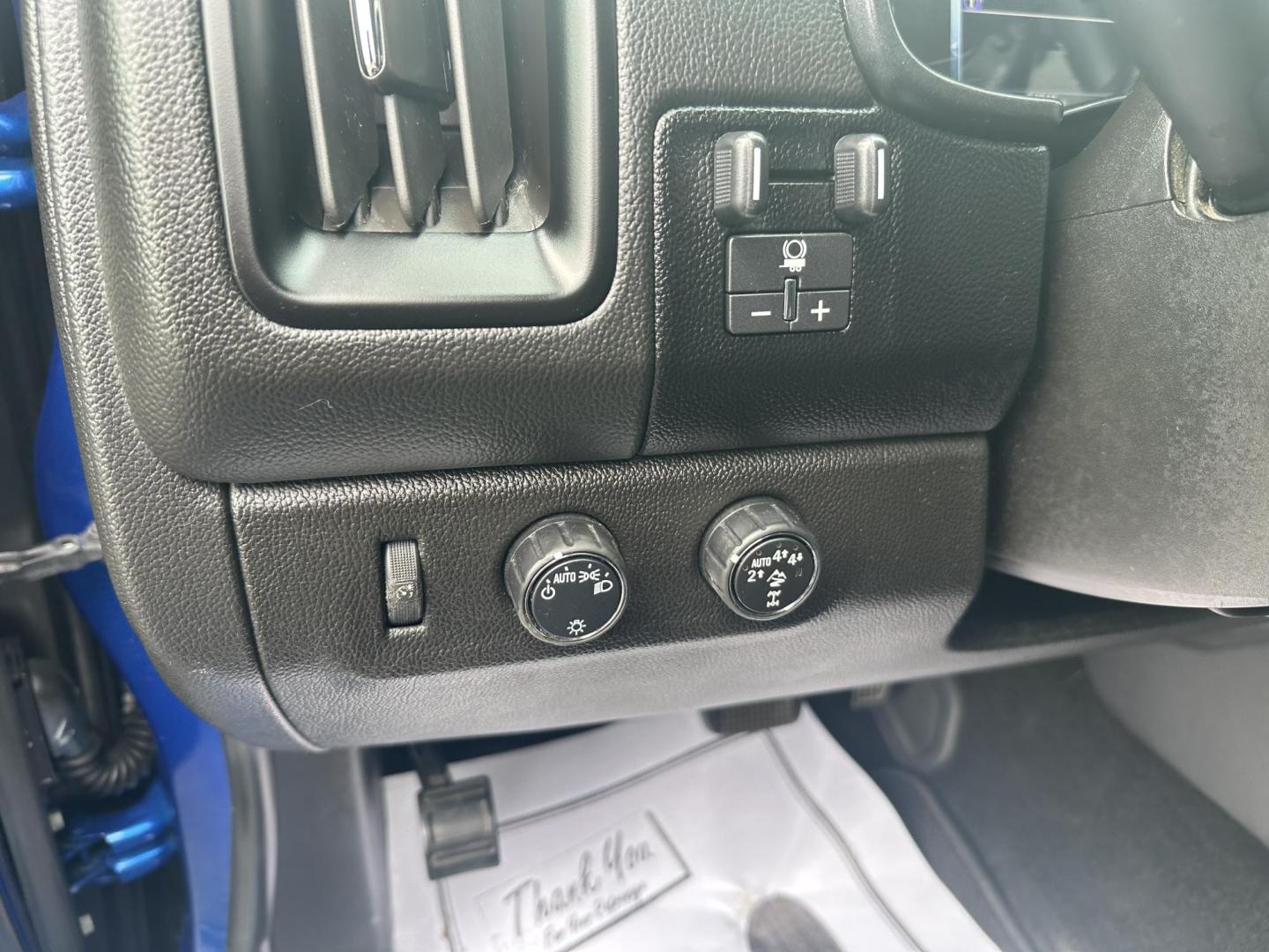 2018 Blue Chevrolet Colorado ZR2 Crew Cab 4WD Short Box (1GCGTEEN1J1) with an 3.6L V6 DOHC 24V GAS engine, 6A transmission, located at 8464 Route 219, Brockway, PA, 15824, (814) 265-1330, 41.226871, -78.780518 - Good looking pre owned 2018 Chevrolet Colorado Crew ZR2 with V6 engine, air condition, power/heated front seats, and much much more. - Photo#7