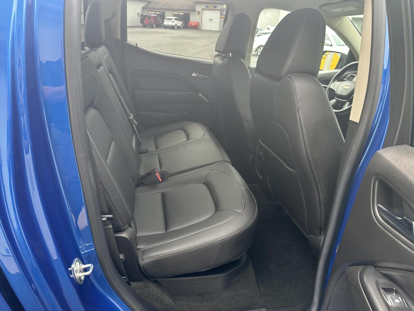 2018 Blue Chevrolet Colorado ZR2 Crew Cab 4WD Short Box (1GCGTEEN1J1) with an 3.6L V6 DOHC 24V GAS engine, 6A transmission, located at 8464 Route 219, Brockway, PA, 15824, (814) 265-1330, 41.226871, -78.780518 - Good looking pre owned 2018 Chevrolet Colorado Crew ZR2 with V6 engine, air condition, power/heated front seats, and much much more. - Photo#14