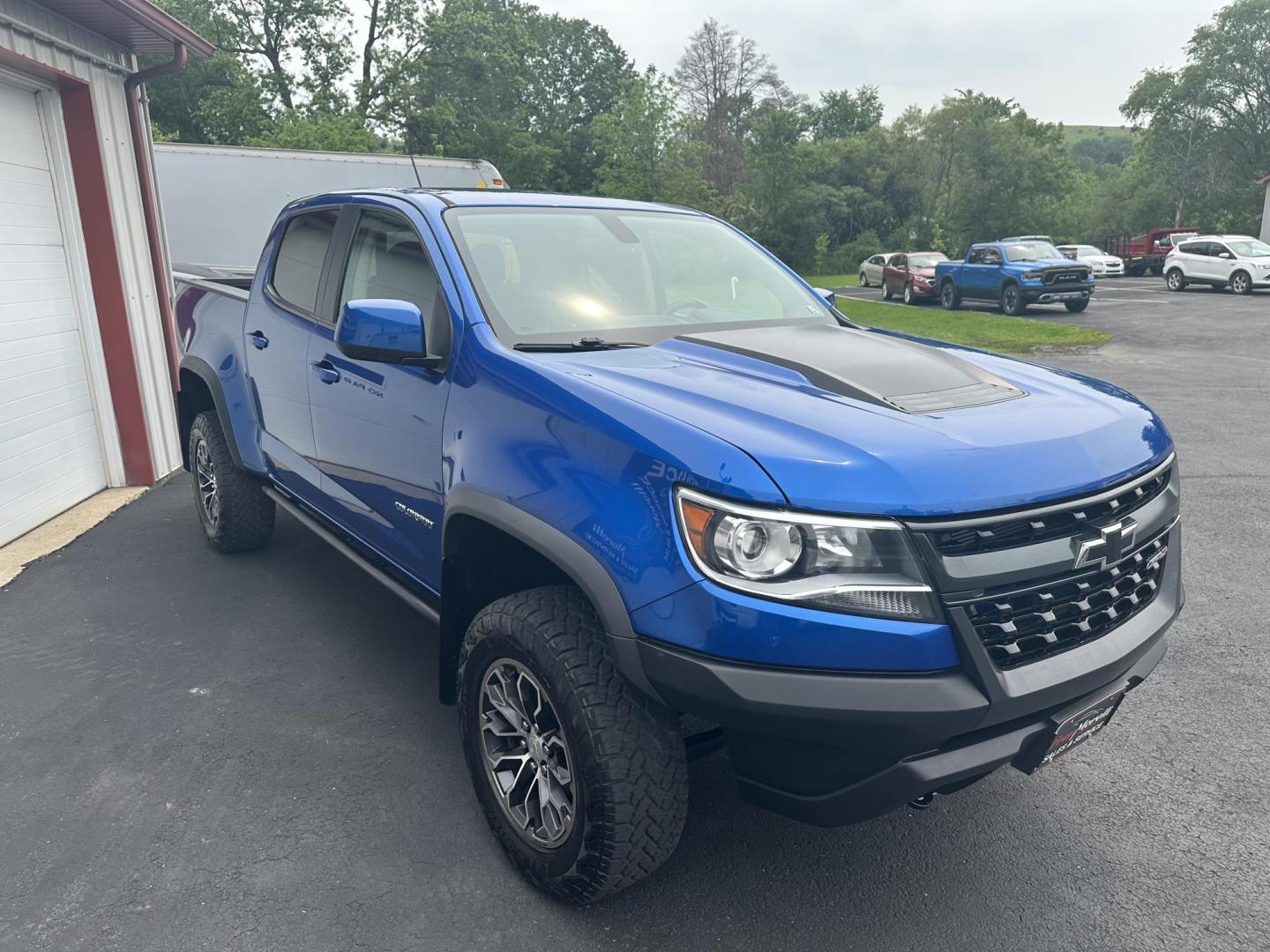 2018 Blue Chevrolet Colorado ZR2 Crew Cab 4WD Short Box (1GCGTEEN1J1) with an 3.6L V6 DOHC 24V GAS engine, 6A transmission, located at 8464 Route 219, Brockway, PA, 15824, (814) 265-1330, 41.226871, -78.780518 - Good looking pre owned 2018 Chevrolet Colorado Crew ZR2 with V6 engine, air condition, power/heated front seats, and much much more. - Photo#19