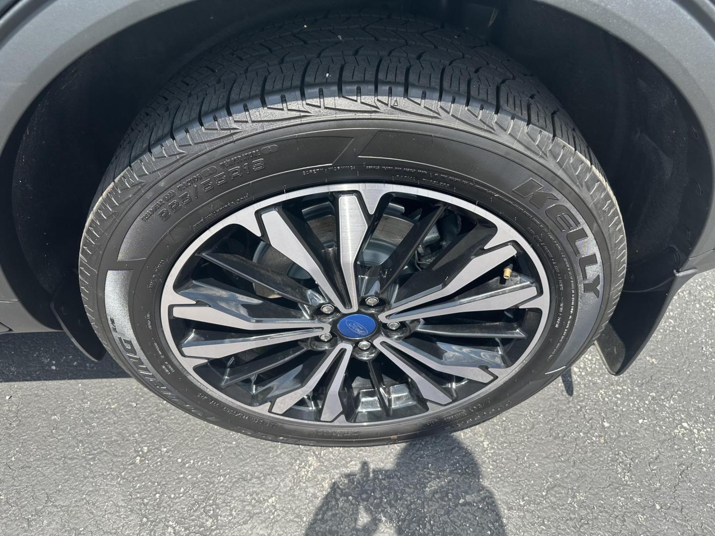 2022 Blue Ford Escape SEL 2.0L AWD (1FMCU9H99NU) with an 2.0L L4 DOHC 16V engine, 6A transmission, located at 8464 Route 219, Brockway, PA, 15824, (814) 265-1330, 41.226871, -78.780518 - Good looking 2022 Ford Escape SEL AWD in very nice condition and well equipped. This Ford Suv comes with air condition, power windows and locks, power/heated front seats, navigation, back up camera, pano roof, and factory alloy wheels. ONLY 37,000 miles on this 1-owner suv and is serviced for delive - Photo#10