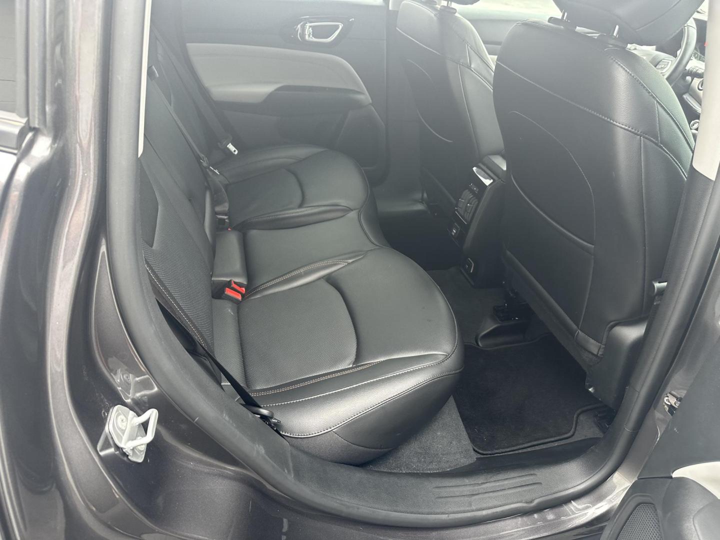 2022 Gray Jeep Compass Limited 4WD (3C4NJDCB5NT) with an 2.4L L4 DOHC 16V engine, CVT transmission, located at 8464 Route 219, Brockway, PA, 15824, (814) 265-1330, 41.226871, -78.780518 - Low miles on this very clean 2022 Jeep Compass Limited and very nicely equipped with leather interior, pwr/heated front seats, factory wheels, air condition, and much more. Serviced, remaining factory warranty, and priced to sell. - Photo#16