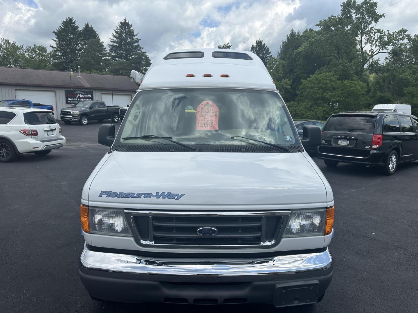 2006 White Ford Econoline E-350 Super Duty (1FDSE34L66H) with an 5.4L V8 SOHC 16V engine, located at 8464 Route 219, Brockway, PA, 15824, (814) 265-1330, 41.226871, -78.780518 - MUST SEE FORD Pleasure-Way EXCEL-TD 20' motorhome with 5.4/v8 engine, many extras and ONLY 12500 miles. Local owner and in excellent shape. Call for the many extras and equipment on this camper today. - Photo#25