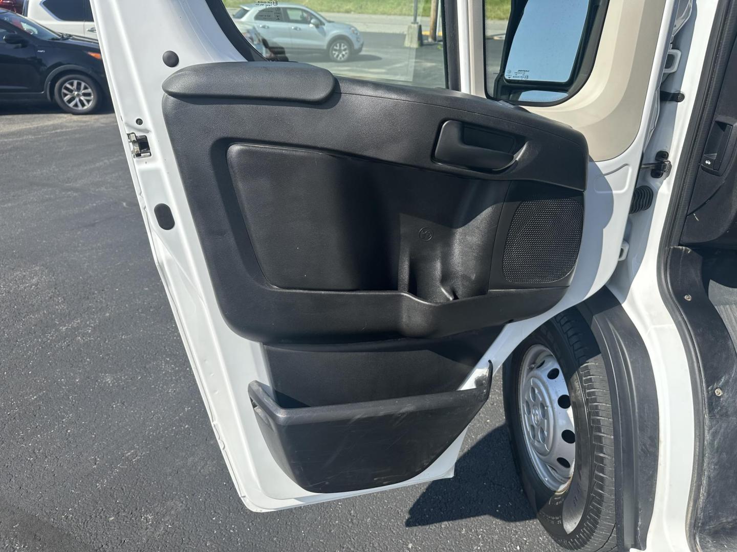 2019 White RAM Promaster 2500 High Roof Tradesman 159-in. WB (3C6TRVDG5KE) with an 3.6L V6 engine, 6A transmission, located at 8464 Route 219, Brockway, PA, 15824, (814) 265-1330, 41.226871, -78.780518 - Must see 2019 Ram 2500 Cargo van with built in shelves, high top, and ONLY 60000 miles. This van is in nice shape with lots of life left in it and serviced for delivery. Priced to sell, save thousands... - Photo#4