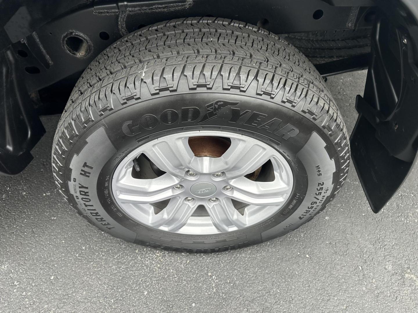 2019 Gray Ford Ranger XL SuperCrew 4WD (1FTER4FH7KL) with an 2.3L L4 DOHC 16V engine, 10A transmission, located at 8464 Route 219, Brockway, PA, 15824, (814) 265-1330, 41.226871, -78.780518 - Photo#9
