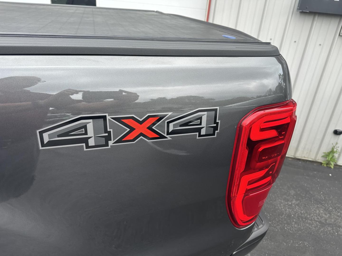 2019 Gray Ford Ranger XL SuperCrew 4WD (1FTER4FH7KL) with an 2.3L L4 DOHC 16V engine, 10A transmission, located at 8464 Route 219, Brockway, PA, 15824, (814) 265-1330, 41.226871, -78.780518 - Photo#10