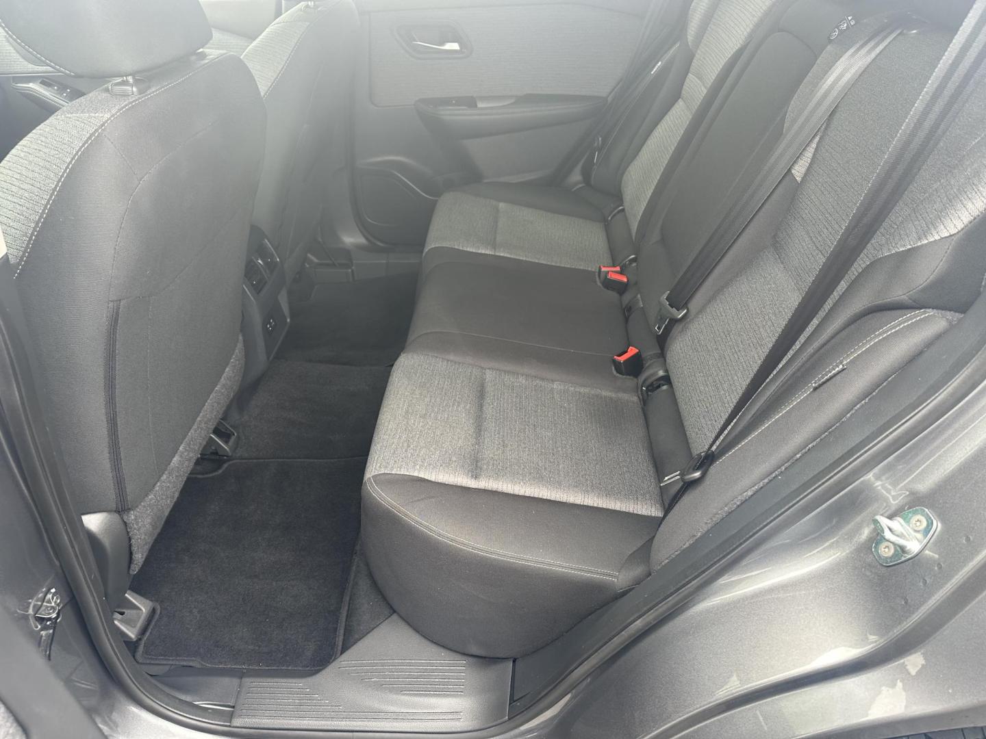 2023 Gray Nissan Rogue SV AWD (5N1BT3BB4PC) with an 2.5L L4 DOHC 16V engine, CVT transmission, located at 8464 Route 219, Brockway, PA, 15824, (814) 265-1330, 41.226871, -78.780518 - A must see suv with low miles and well taken care of. This 2023 Nissan Rogue SV all wheel drive with air condition, power windows and locks, power seat, factory alloys and much more. Serviced and remaining factory warranty. - Photo#8