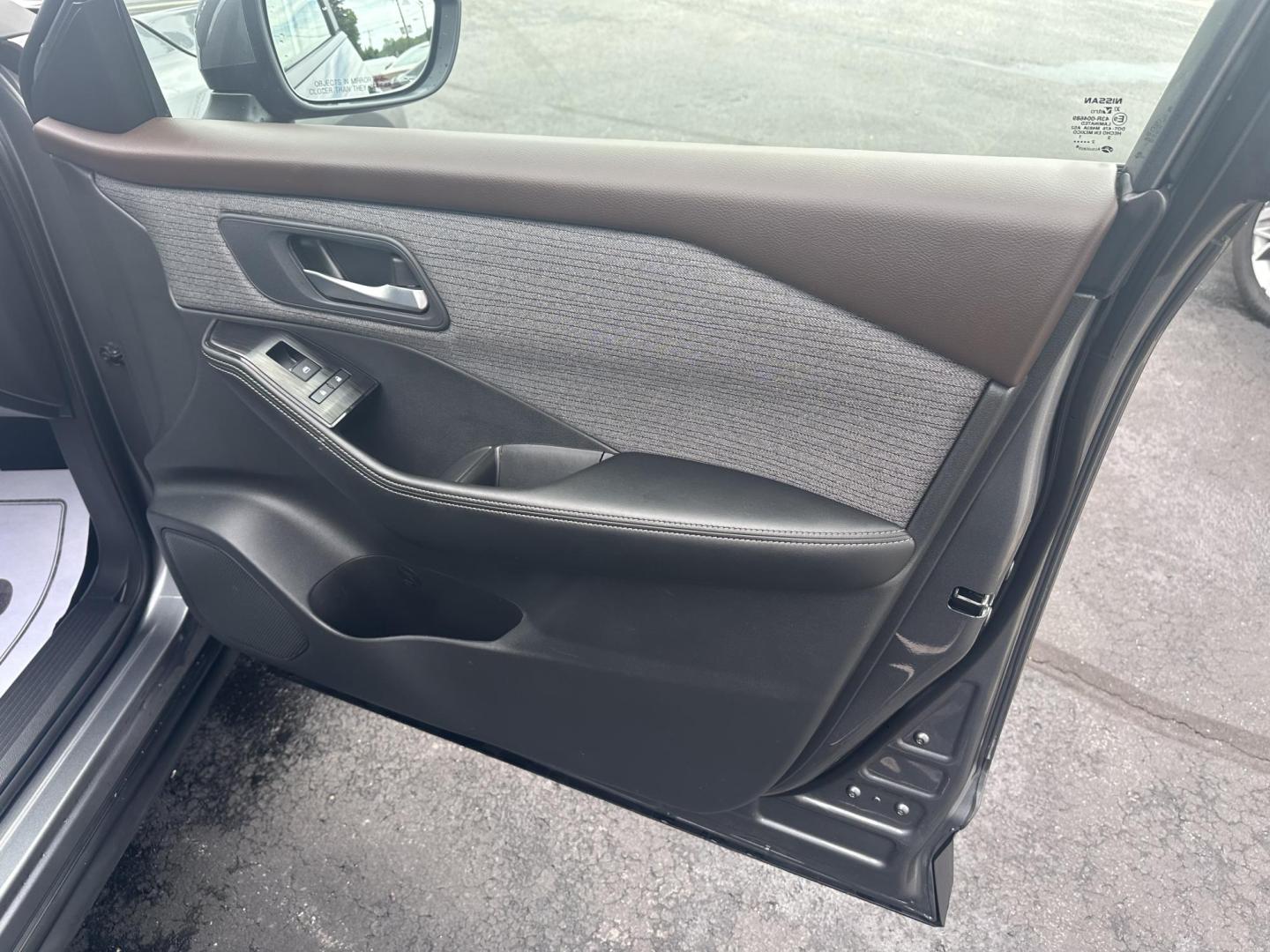 2023 Gray Nissan Rogue SV AWD (5N1BT3BB4PC) with an 2.5L L4 DOHC 16V engine, CVT transmission, located at 8464 Route 219, Brockway, PA, 15824, (814) 265-1330, 41.226871, -78.780518 - A must see suv with low miles and well taken care of. This 2023 Nissan Rogue SV all wheel drive with air condition, power windows and locks, power seat, factory alloys and much more. Serviced and remaining factory warranty. - Photo#18