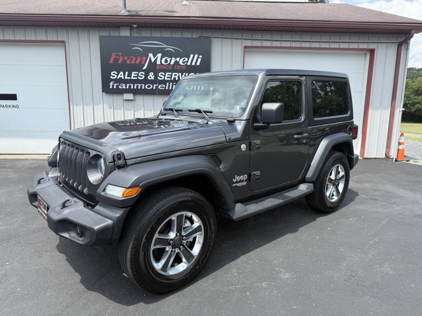 2019 Gray Jeep Wrangler Sport 4WD (1C4GJXAG3KW) with an 3.6L V6 DOHC 24V FFV engine, 6A transmission, located at 8464 Route 219, Brockway, PA, 15824, (814) 265-1330, 41.226871, -78.780518 - Good looking pre owned 2019 Jeep Wrangler Sport 2door 4wd with V6, automatic transmission, air condition, power windows and locks, heated seats, hard top, factory alloy wheels and much more. Priced below retail value, so hurry in before this one is gone. - Photo#0