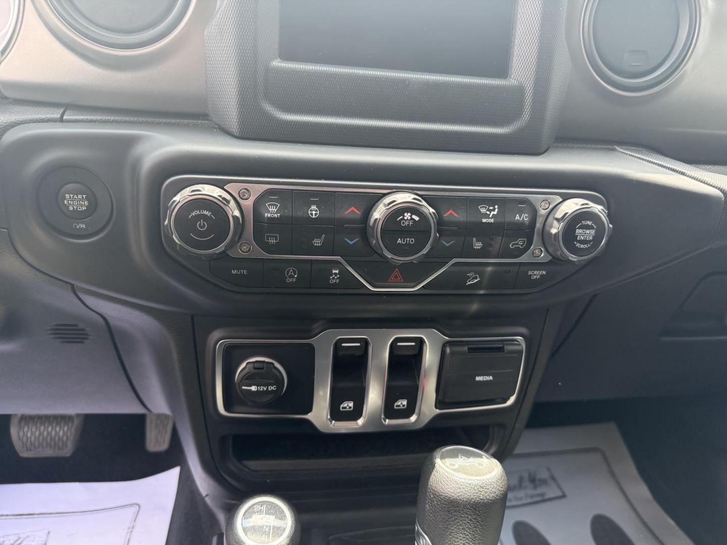 2019 Gray Jeep Wrangler Sport 4WD (1C4GJXAG3KW) with an 3.6L V6 DOHC 24V FFV engine, 6A transmission, located at 8464 Route 219, Brockway, PA, 15824, (814) 265-1330, 41.226871, -78.780518 - Good looking pre owned 2019 Jeep Wrangler Sport 2door 4wd with V6, automatic transmission, air condition, power windows and locks, heated seats, hard top, factory alloy wheels and much more. Priced below retail value, so hurry in before this one is gone. - Photo#5