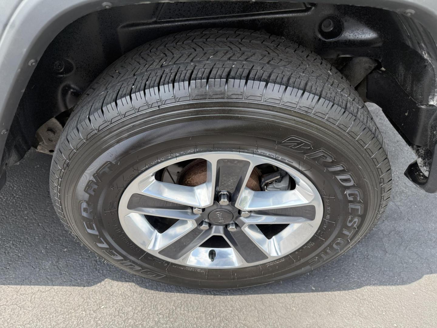 2019 Gray Jeep Wrangler Sport 4WD (1C4GJXAG3KW) with an 3.6L V6 DOHC 24V FFV engine, 6A transmission, located at 8464 Route 219, Brockway, PA, 15824, (814) 265-1330, 41.226871, -78.780518 - Good looking pre owned 2019 Jeep Wrangler Sport 2door 4wd with V6, automatic transmission, air condition, power windows and locks, heated seats, hard top, factory alloy wheels and much more. Priced below retail value, so hurry in before this one is gone. - Photo#7