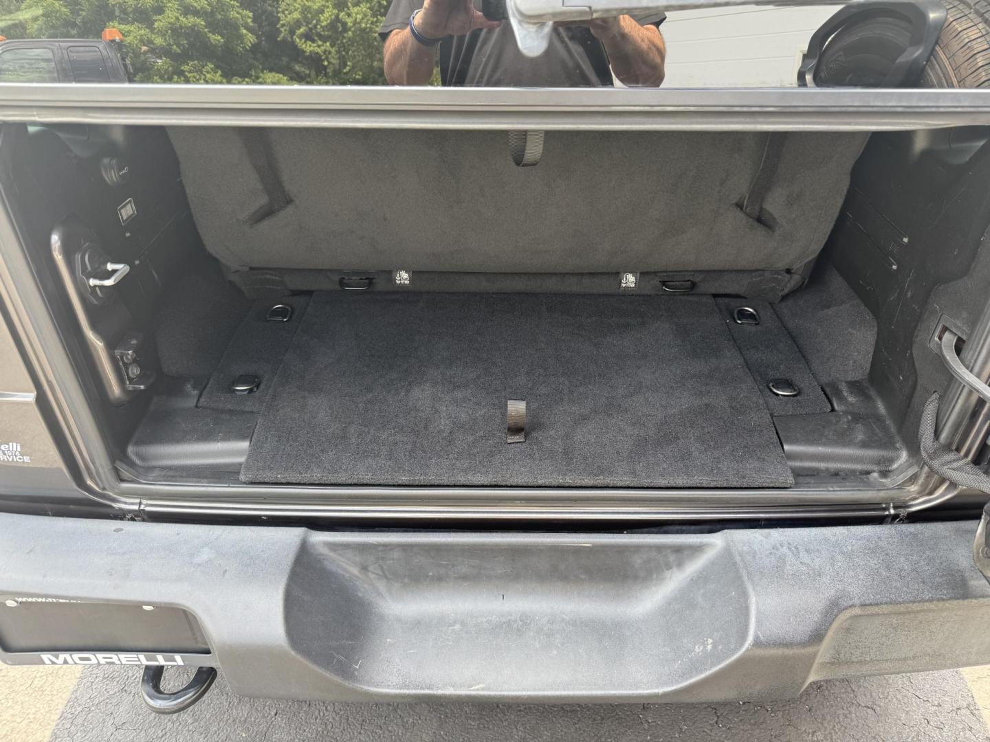 2019 Gray Jeep Wrangler Sport 4WD (1C4GJXAG3KW) with an 3.6L V6 DOHC 24V FFV engine, 6A transmission, located at 8464 Route 219, Brockway, PA, 15824, (814) 265-1330, 41.226871, -78.780518 - Good looking pre owned 2019 Jeep Wrangler Sport 2door 4wd with V6, automatic transmission, air condition, power windows and locks, heated seats, hard top, factory alloy wheels and much more. Priced below retail value, so hurry in before this one is gone. - Photo#9