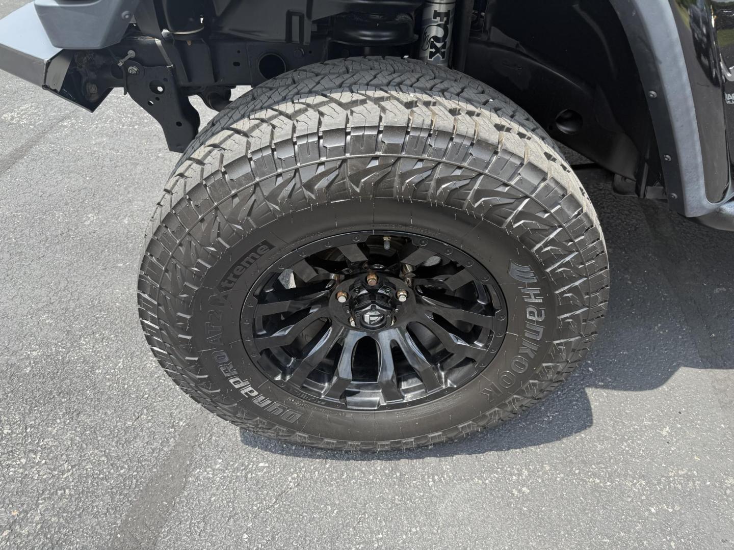 2018 Black Jeep Wrangler JK Unlimited Sahara (1C4HJXEG6JW) with an 3.6L V6 DOHC 24V FFV engine, 6A transmission, located at 8464 Route 219, Brockway, PA, 15824, (814) 265-1330, 41.226871, -78.780518 - Sharp looking pre owned 2018 Jeep Wrangler Unlimited Sahara 4wd with v6 engine, air condition, power windows and locks, hard top, lift, and much much more. Serviced and ready to retail. - Photo#1