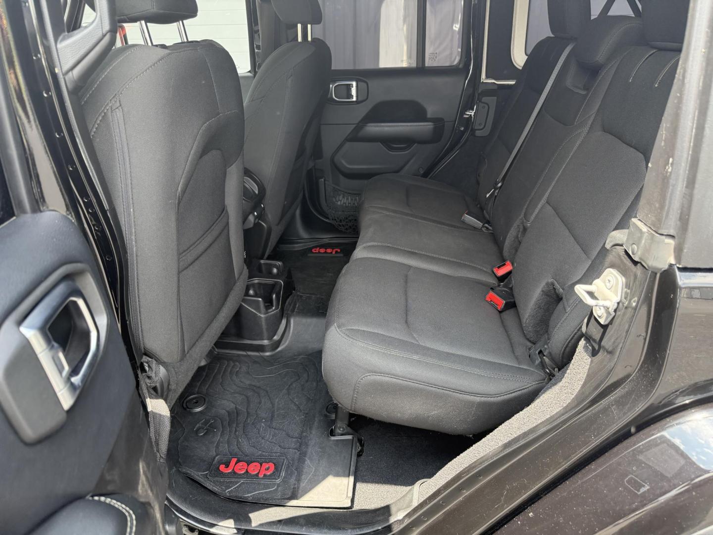 2018 Black Jeep Wrangler JK Unlimited Sahara (1C4HJXEG6JW) with an 3.6L V6 DOHC 24V FFV engine, 6A transmission, located at 8464 Route 219, Brockway, PA, 15824, (814) 265-1330, 41.226871, -78.780518 - Sharp looking pre owned 2018 Jeep Wrangler Unlimited Sahara 4wd with v6 engine, air condition, power windows and locks, hard top, lift, and much much more. Serviced and ready to retail. - Photo#8