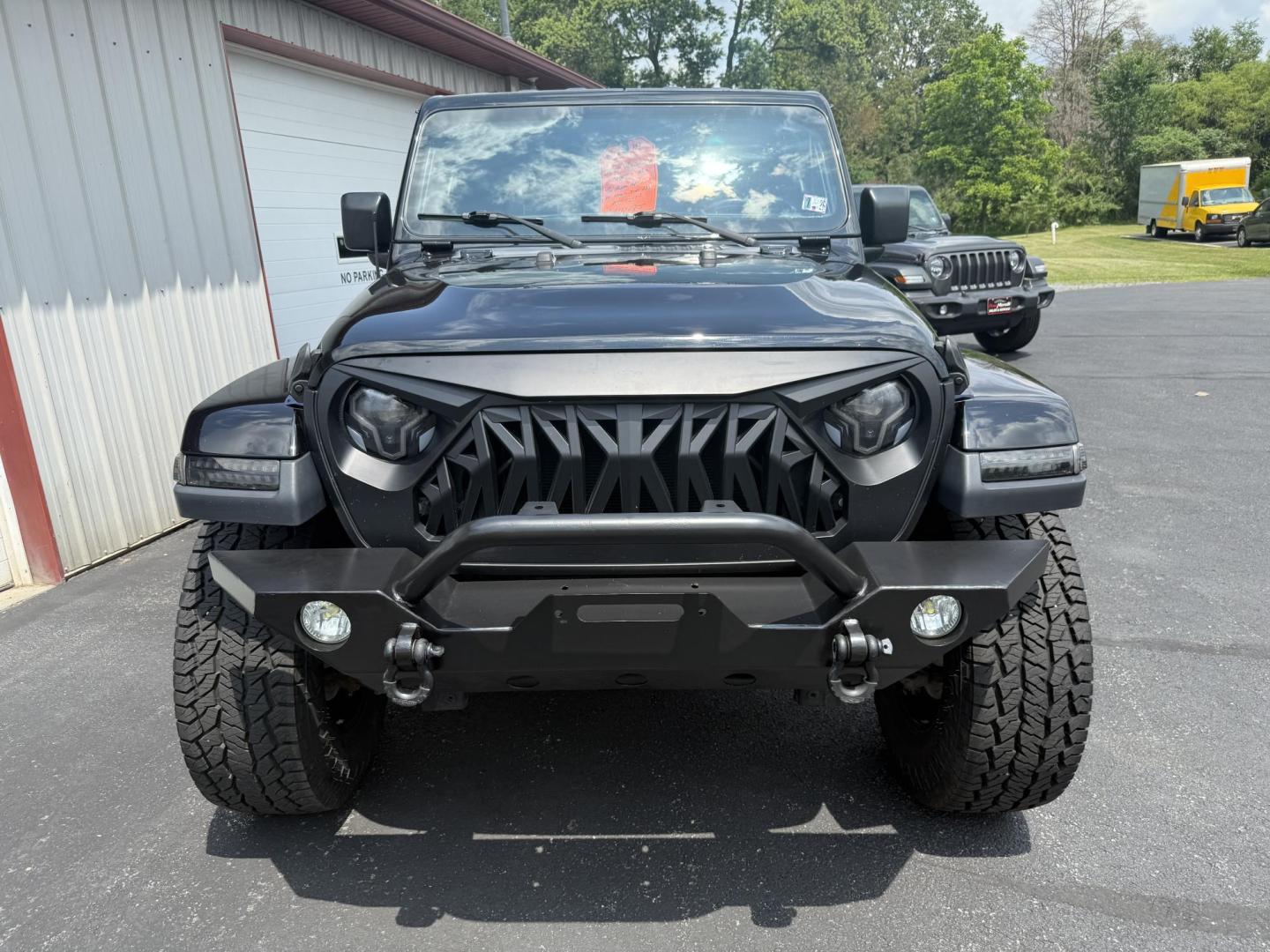 2018 Black Jeep Wrangler JK Unlimited Sahara (1C4HJXEG6JW) with an 3.6L V6 DOHC 24V FFV engine, 6A transmission, located at 8464 Route 219, Brockway, PA, 15824, (814) 265-1330, 41.226871, -78.780518 - Sharp looking pre owned 2018 Jeep Wrangler Unlimited Sahara 4wd with v6 engine, air condition, power windows and locks, hard top, lift, and much much more. Serviced and ready to retail. - Photo#20