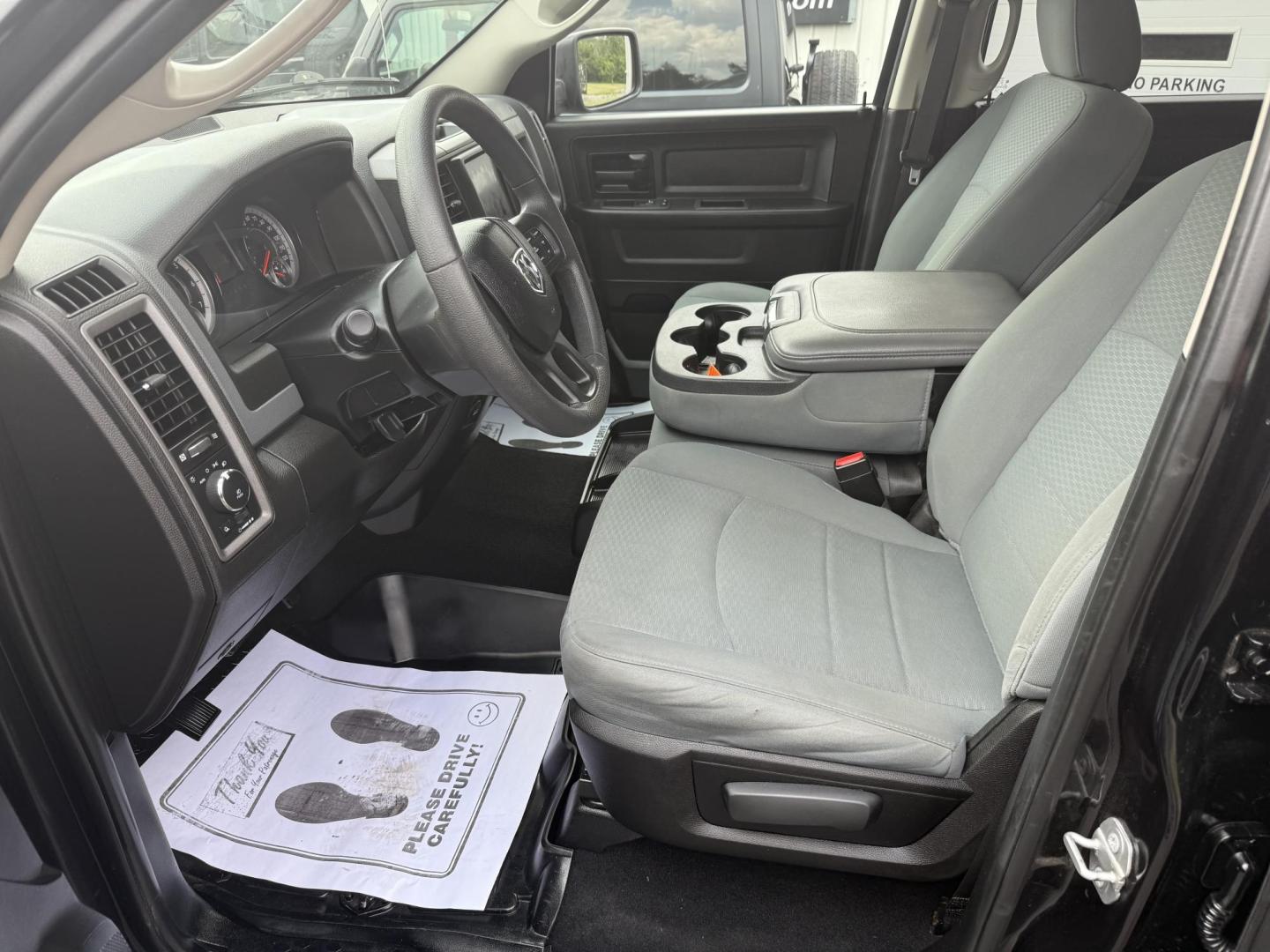 2019 Black RAM 1500 Tradesman Crew Cab SWB 4WD (1C6RR7KT8KS) with an 5.7L V8 OHV 16V engine, 8A transmission, located at 8464 Route 219, Brockway, PA, 15824, (814) 265-1330, 41.226871, -78.780518 - Sharp looking 2019 Ram 1500 Express Crew 4x4 with HEMI, air condition, power windows and locks, and ONLY 73000 miles. This truck will be serviced for delivery. - Photo#4