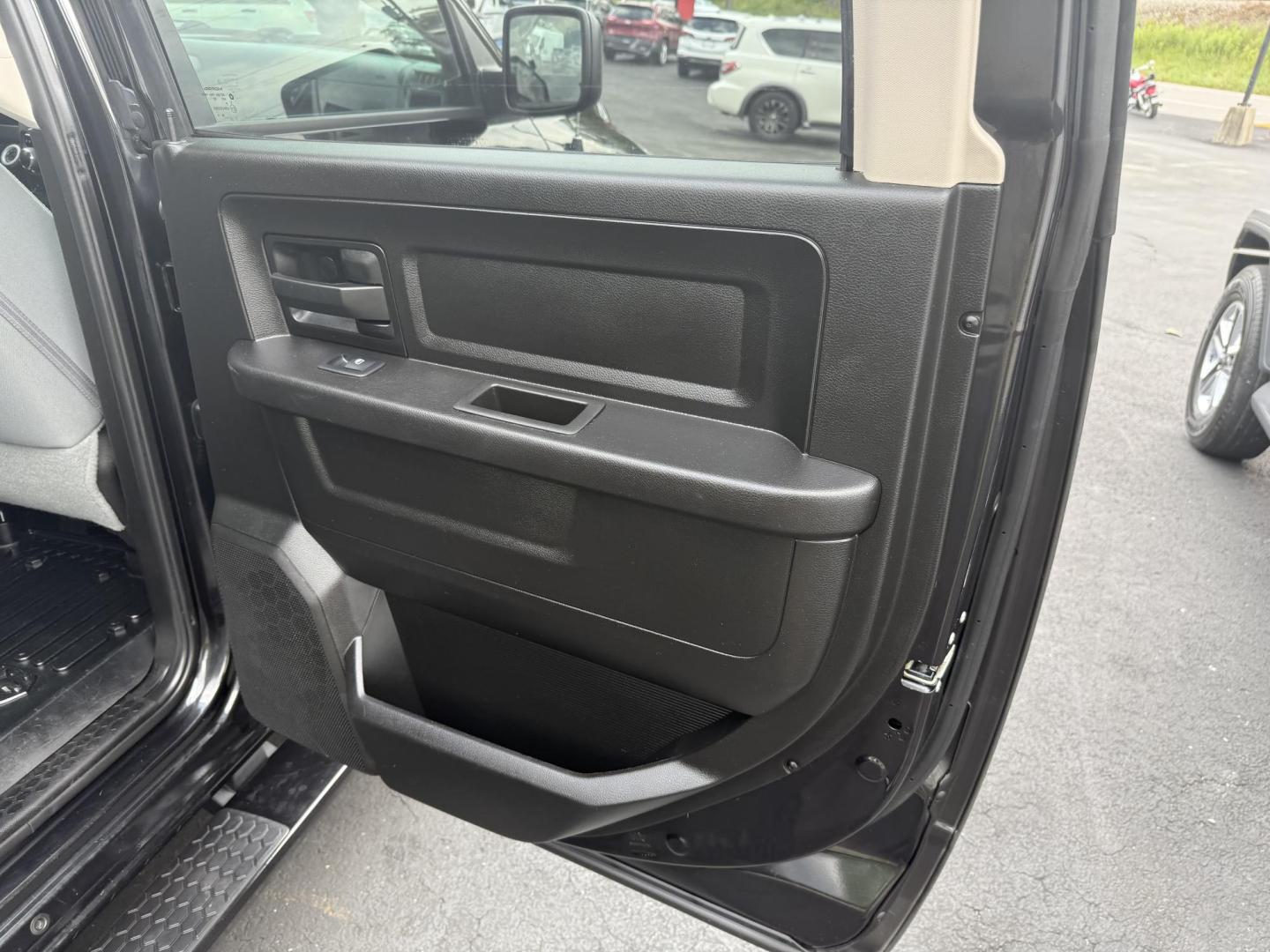 2019 Black RAM 1500 Tradesman Crew Cab SWB 4WD (1C6RR7KT8KS) with an 5.7L V8 OHV 16V engine, 8A transmission, located at 8464 Route 219, Brockway, PA, 15824, (814) 265-1330, 41.226871, -78.780518 - Sharp looking 2019 Ram 1500 Express Crew 4x4 with HEMI, air condition, power windows and locks, and ONLY 73000 miles. This truck will be serviced for delivery. - Photo#16