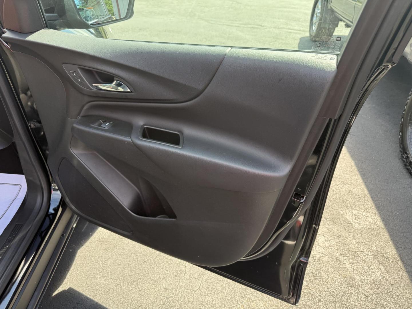 2022 Black Chevrolet Equinox LT AWD (3GNAXUEV9NL) with an 1.5L L4 DOHC 16V TURBO engine, 6A transmission, located at 8464 Route 219, Brockway, PA, 15824, (814) 265-1330, 41.226871, -78.780518 - Good looking 1-owner well equipped and low miles. This 2022 Chev Equinox LT AWD has cloth interior with power/heated front seats, pano-roof, big screen radio with back up camera, air condition, power windows and locks, and factory alloy wheels. Serviced and comes with remaining factory warranty. - Photo#17