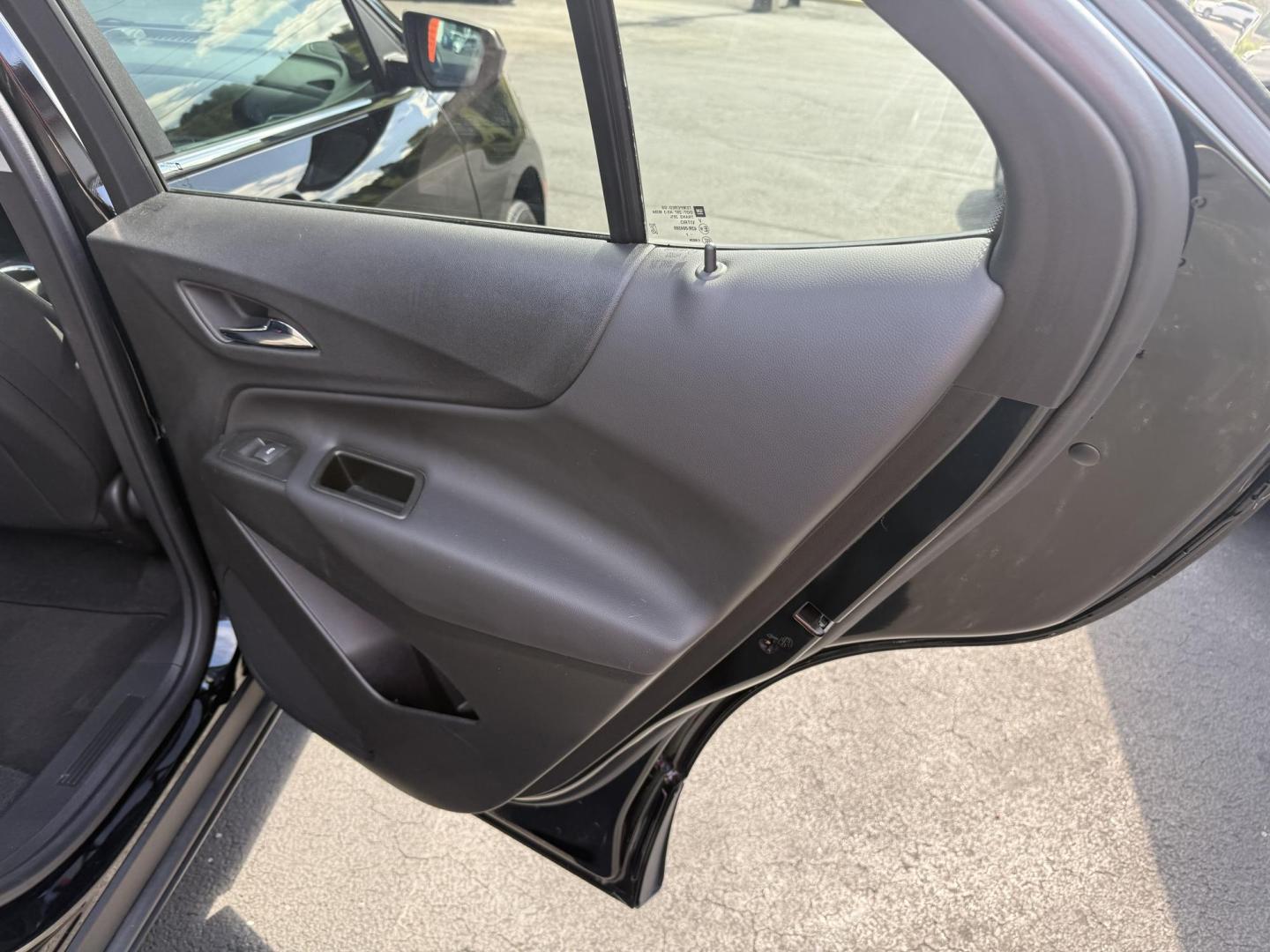 2022 Black Chevrolet Equinox LT AWD (3GNAXUEV9NL) with an 1.5L L4 DOHC 16V TURBO engine, 6A transmission, located at 8464 Route 219, Brockway, PA, 15824, (814) 265-1330, 41.226871, -78.780518 - Good looking 1-owner well equipped and low miles. This 2022 Chev Equinox LT AWD has cloth interior with power/heated front seats, pano-roof, big screen radio with back up camera, air condition, power windows and locks, and factory alloy wheels. Serviced and comes with remaining factory warranty. - Photo#15