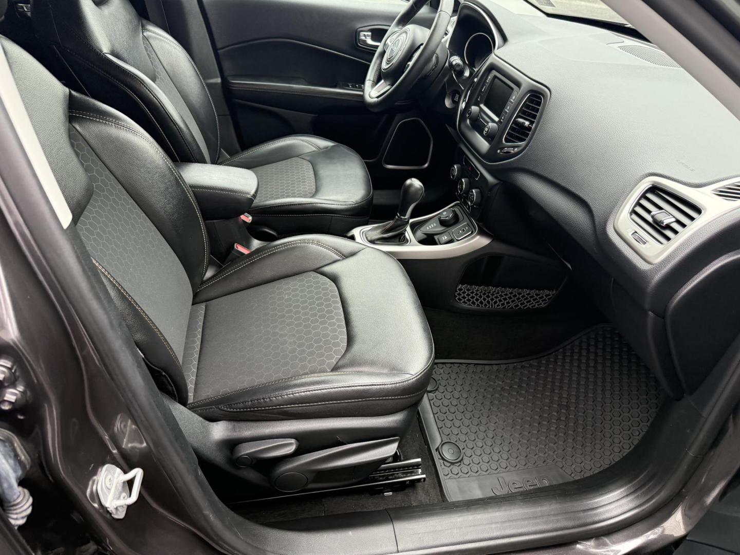 2018 Gray Jeep Compass Sport 4WD (3C4NJDBB4JT) with an 2.4L L4 DOHC 16V engine, located at 8464 Route 219, Brockway, PA, 15824, (814) 265-1330, 41.226871, -78.780518 - Good looking pre owned 2018 Jeep Compass Latitude 4wd with 4 cylinder engine...air condition, power windows and locks, power seat, factory alloy wheels and much more. Serviced up and ready to go. Great price, hurry in this won't last long. - Photo#17