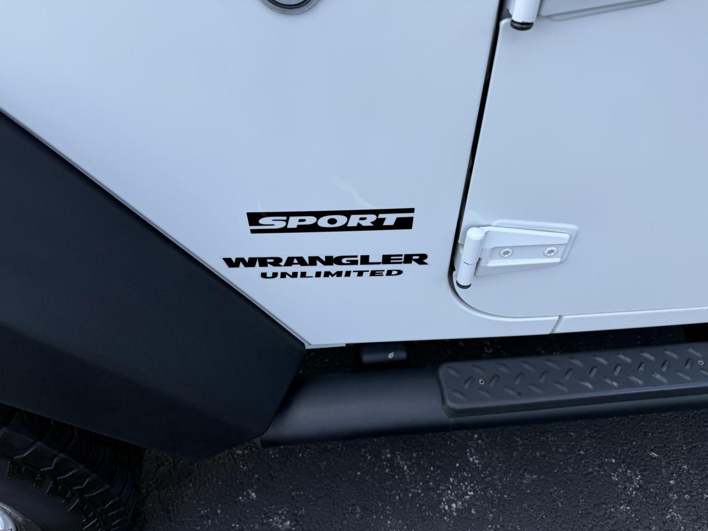 2017 White Jeep Wrangler Unlimited Sport 4WD (1C4BJWDG5HL) with an 3.6L V6 DOHC 24V FFV engine, located at 8464 Route 219, Brockway, PA, 15824, (814) 265-1330, 41.226871, -78.780518 - FRESH ARRIVAL...2017 Jeep Wrangler Unlimited Sport 4wd with V6, automatic , air condition, power windows and locks, hard top, factory alloy wheels and only 80000 miles. - Photo#2