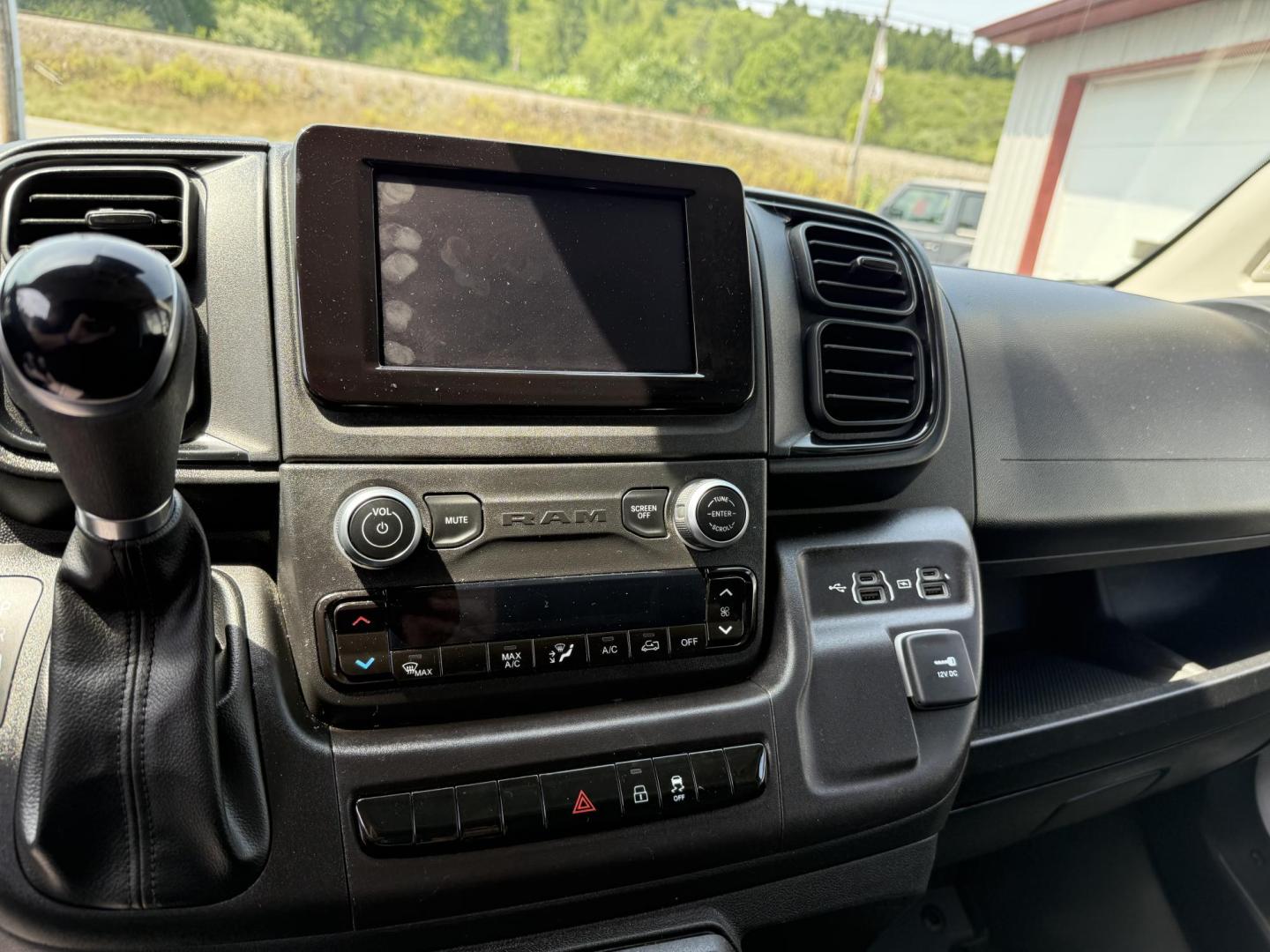 2022 White RAM Promaster 2500 High Roof 159-in. WB (3C6LRVDG0NE) with an 3.6L V6 engine, 6A transmission, located at 8464 Route 219, Brockway, PA, 15824, (814) 265-1330, 41.226871, -78.780518 - Must see 2022 Ram 2500 High-top Cargo van in very nice shape and well taken care of. This Ram van comes with air condition, power windows and locks, and much more. Only 46000 miles and comes serviced up for delivery. - Photo#5