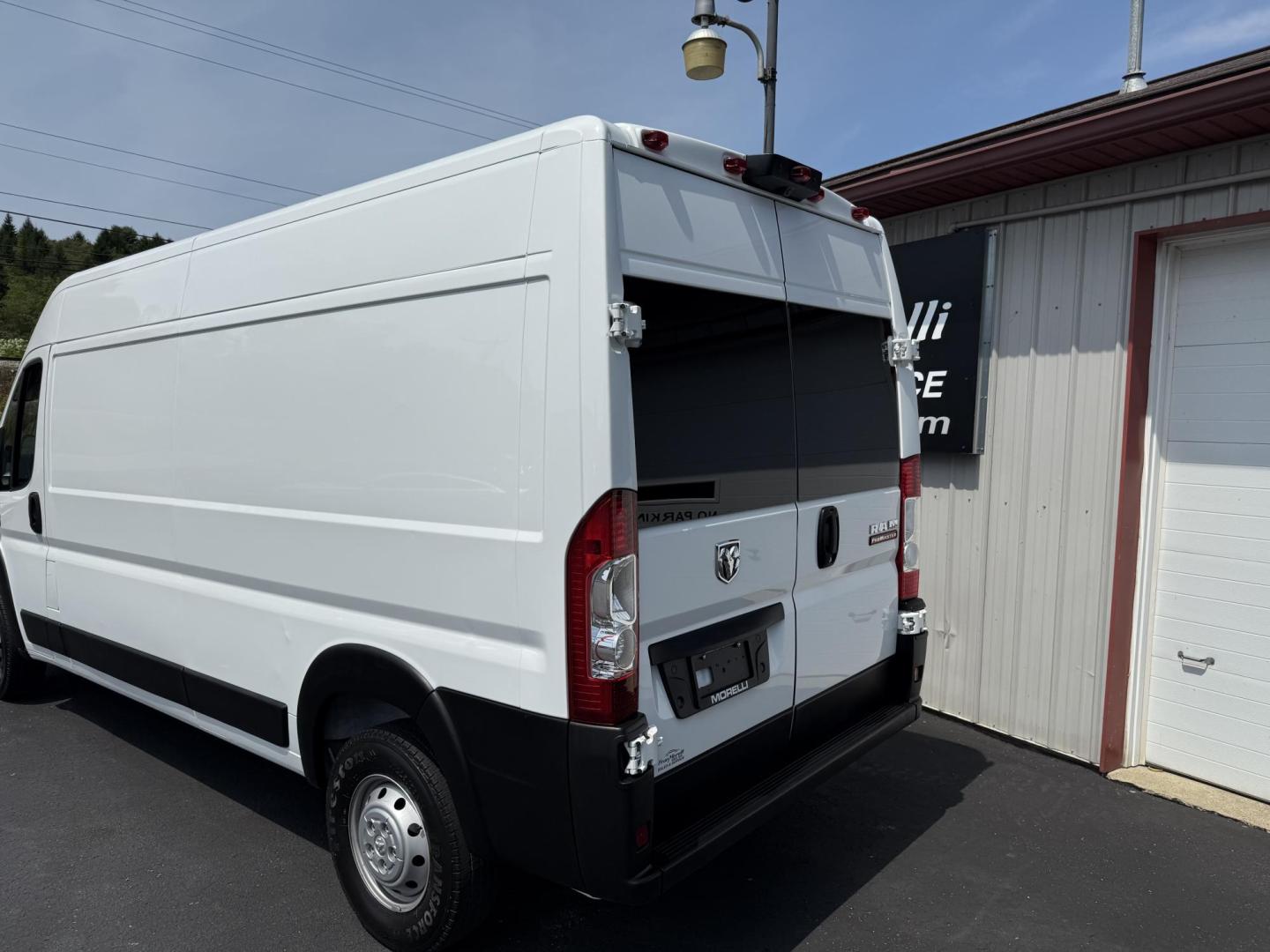 2022 White RAM Promaster 2500 High Roof 159-in. WB (3C6LRVDG0NE) with an 3.6L V6 engine, 6A transmission, located at 8464 Route 219, Brockway, PA, 15824, (814) 265-1330, 41.226871, -78.780518 - Must see 2022 Ram 2500 High-top Cargo van in very nice shape and well taken care of. This Ram van comes with air condition, power windows and locks, and much more. Only 46000 miles and comes serviced up for delivery. - Photo#7