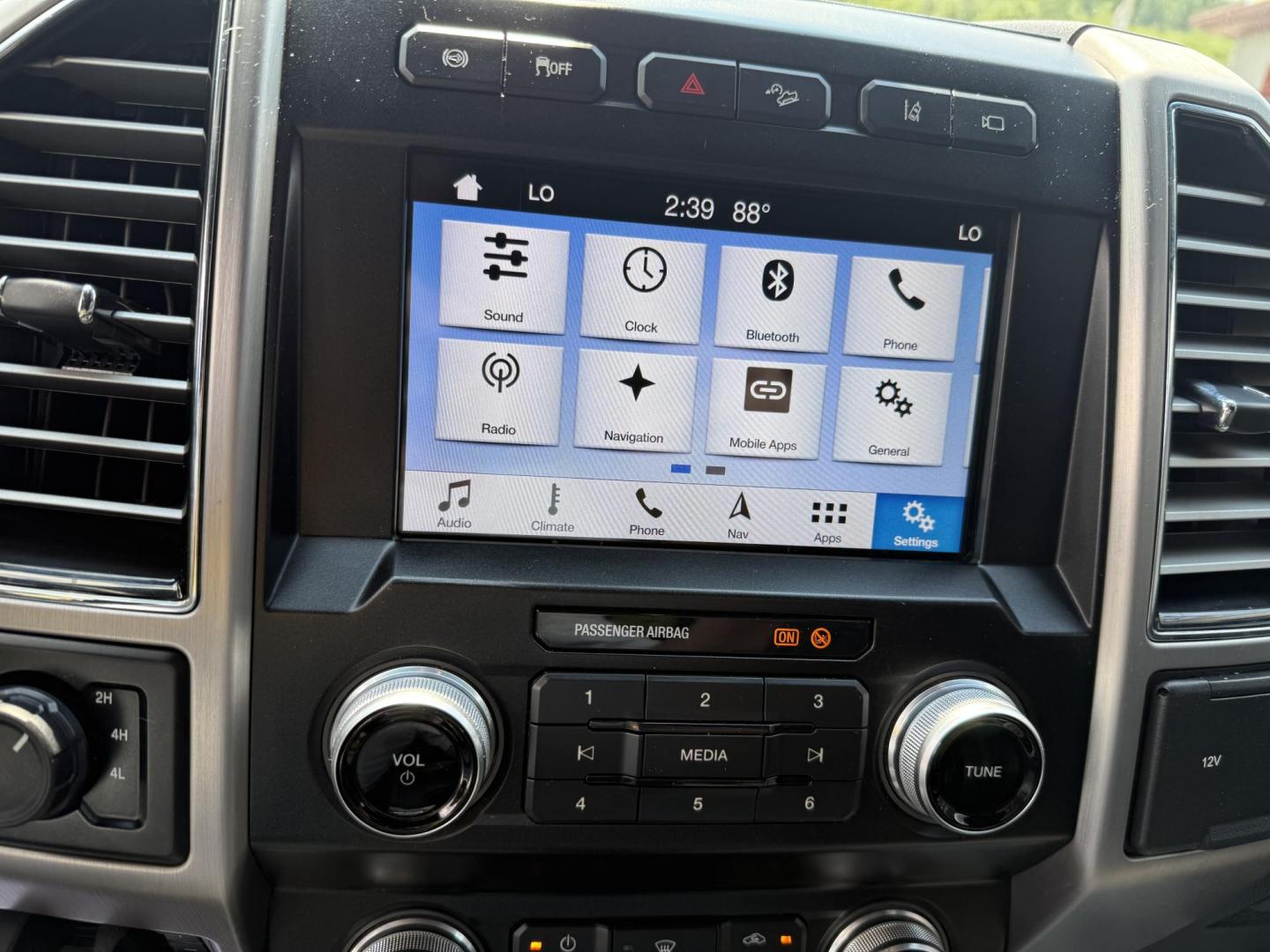 2019 Gray Ford F-350 SD King Ranch Crew Cab 4WD (1FT8W3BT6KE) with an 6.7L V8 OHV 16V DIESEL engine, 6A transmission, located at 8464 Route 219, Brockway, PA, 15824, (814) 265-1330, 41.226871, -78.780518 - Local truck in nice condition and well equipped...Hurry in this is a hard to find truck! 2019 Ford F350 Crew Cab Platinum package with 4wheel drive, leather interior with power/heated seats, diesel, and much more. ONLY 67000 miles. - Photo#8