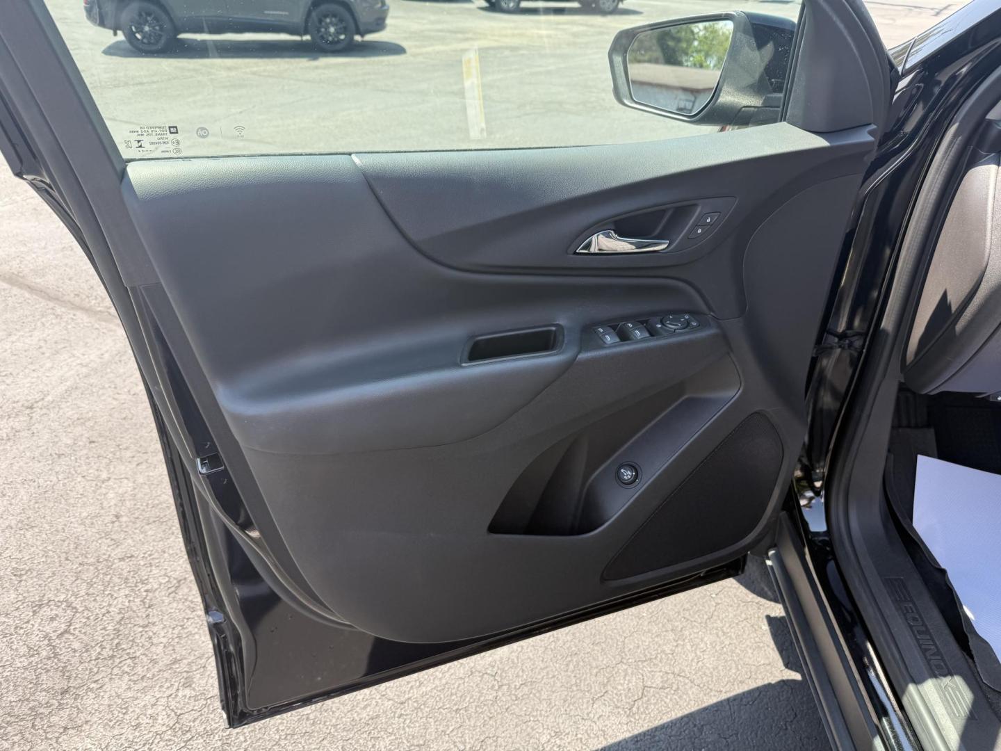 2024 Black Chevrolet Equinox LT AWD (3GNAXUEG1RL) with an 1.5L L4 DOHC 16V TURBO engine, 6A transmission, located at 8464 Route 219, Brockway, PA, 15824, (814) 265-1330, 41.226871, -78.780518 - Photo#4