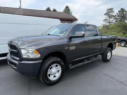2016 RAM 2500 Tradesman Crew Cab SWB 4WD
