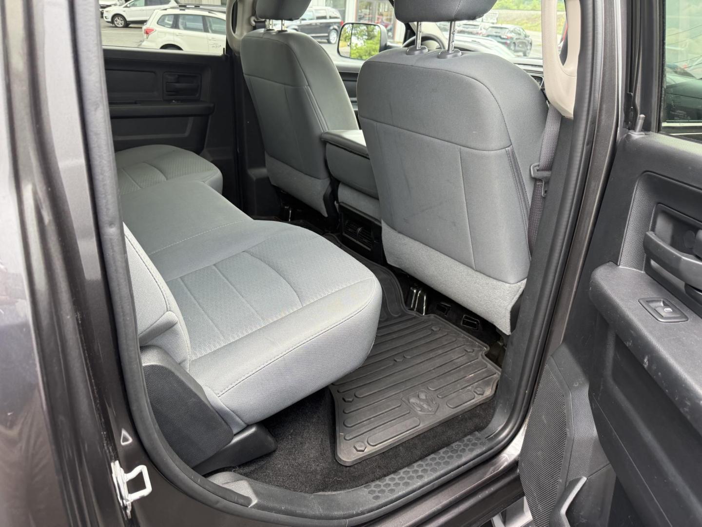 2016 Charcoal RAM 2500 Tradesman Crew Cab SWB 4WD (3C6UR5CJ9GG) with an 6.4L V8 engine, 6A transmission, located at 8464 Route 219, Brockway, PA, 15824, (814) 265-1330, 41.226871, -78.780518 - Nice solid, well taken care of 2016 Ram 2500 Crew cab 4wd with Hemi motor, air condition, power equipment, factory hitch, and much more. This Ram will be serviced up for delivery! - Photo#15