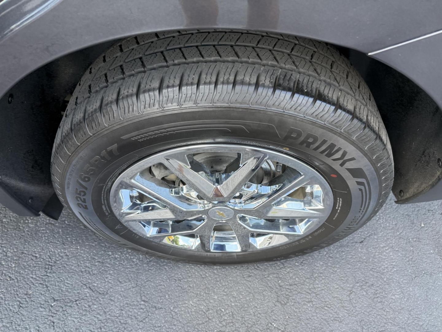 2022 Gray Chevrolet Equinox LT AWD (3GNAXUEV8NS) with an 1.5L L4 DOHC 16V TURBO engine, 6A transmission, located at 8464 Route 219, Brockway, PA, 15824, (814) 265-1330, 41.226871, -78.780518 - Clean, well taken care of 2022 Chev Equinox LT AWD with cloth interior, power/heated front seats, air condition, power windows and locks, factory wheels and ONLY 38000 miles. - Photo#9