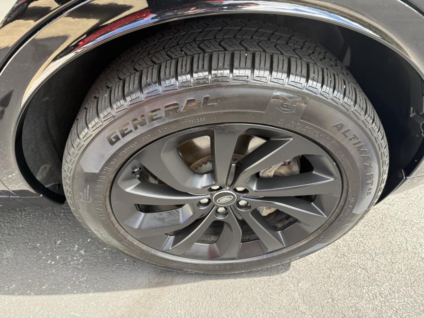 2020 Black Land Rover Discovery Sport R-Dynamic S (SALCT2FX1LH) with an 2.0L L4 DOHC 16V engine, 9A transmission, located at 8464 Route 219, Brockway, PA, 15824, (814) 265-1330, 41.226871, -78.780518 - Photo#15