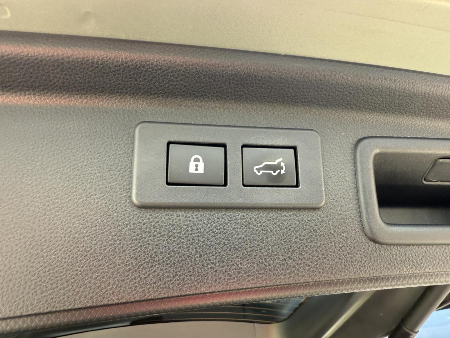 2019 Green Subaru Forester Touring (JF2SKAWC8KH) with an 2.5L H4 SOHC 16V engine, CVT transmission, located at 8464 Route 219, Brockway, PA, 15824, (814) 265-1330, 41.226871, -78.780518 - ONE SHARP LOCAL TRADE IN and in very nice condition. 2019 Subaru Forester Touring pkg with leather interior, power pano roof, navigation, pwr/heated front seats, and much more. This Subaru has only 48000 miles and is serviced up. - Photo#17