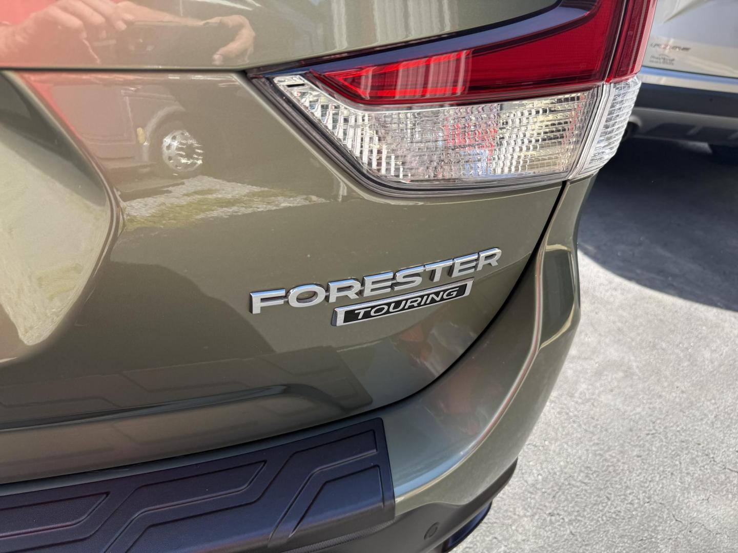 2019 Green Subaru Forester Touring (JF2SKAWC8KH) with an 2.5L H4 SOHC 16V engine, CVT transmission, located at 8464 Route 219, Brockway, PA, 15824, (814) 265-1330, 41.226871, -78.780518 - ONE SHARP LOCAL TRADE IN and in very nice condition. 2019 Subaru Forester Touring pkg with leather interior, power pano roof, navigation, pwr/heated front seats, and much more. This Subaru has only 48000 miles and is serviced up. - Photo#15