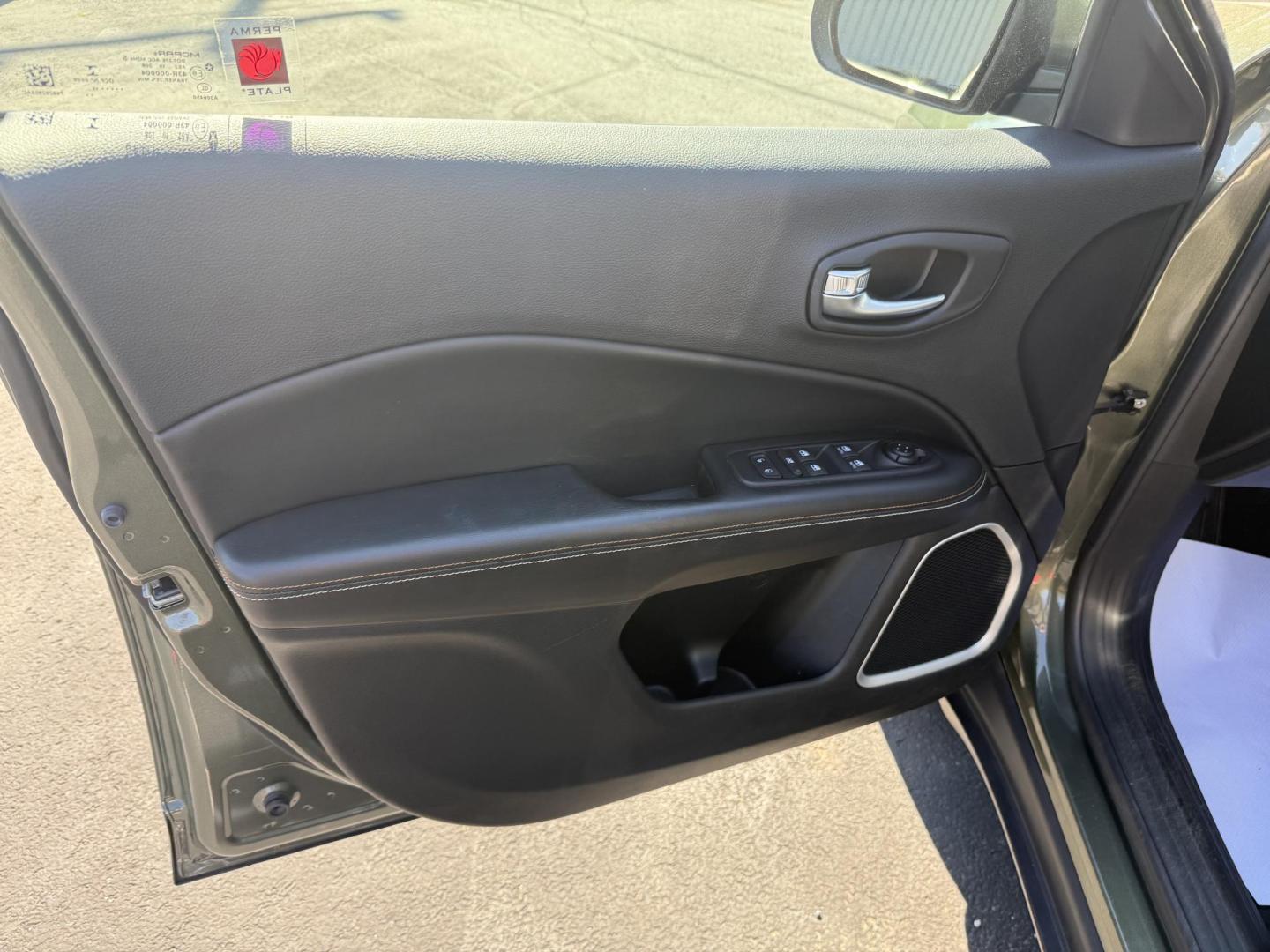 2019 Green Jeep Compass Sport 4WD (3C4NJDBB5KT) with an 2.4L L4 DOHC 16V engine, located at 8464 Route 219, Brockway, PA, 15824, (814) 265-1330, 41.226871, -78.780518 - Photo#4