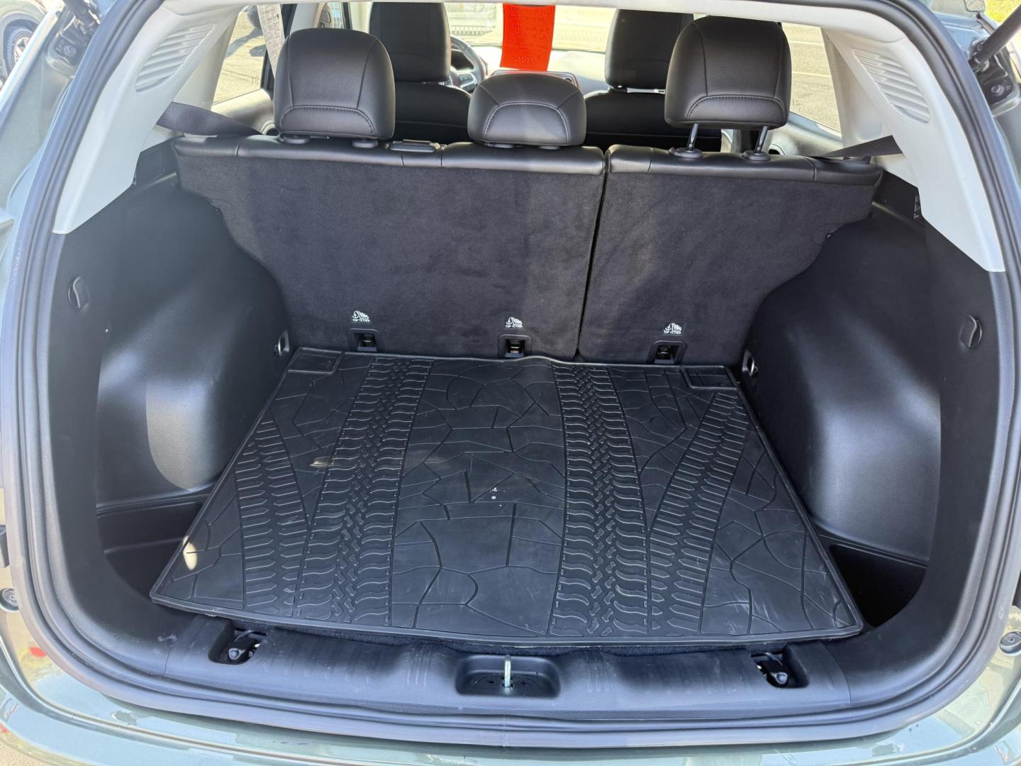 2019 Green Jeep Compass Sport 4WD (3C4NJDBB5KT) with an 2.4L L4 DOHC 16V engine, located at 8464 Route 219, Brockway, PA, 15824, (814) 265-1330, 41.226871, -78.780518 - Photo#14