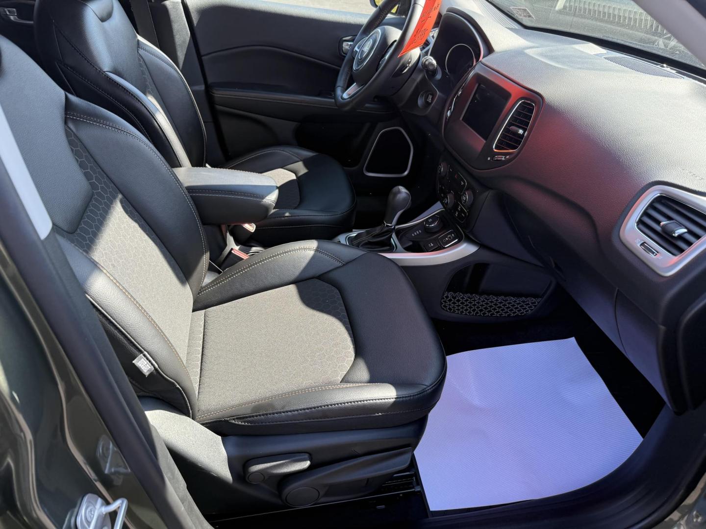 2019 Green Jeep Compass Sport 4WD (3C4NJDBB5KT) with an 2.4L L4 DOHC 16V engine, located at 8464 Route 219, Brockway, PA, 15824, (814) 265-1330, 41.226871, -78.780518 - Photo#18