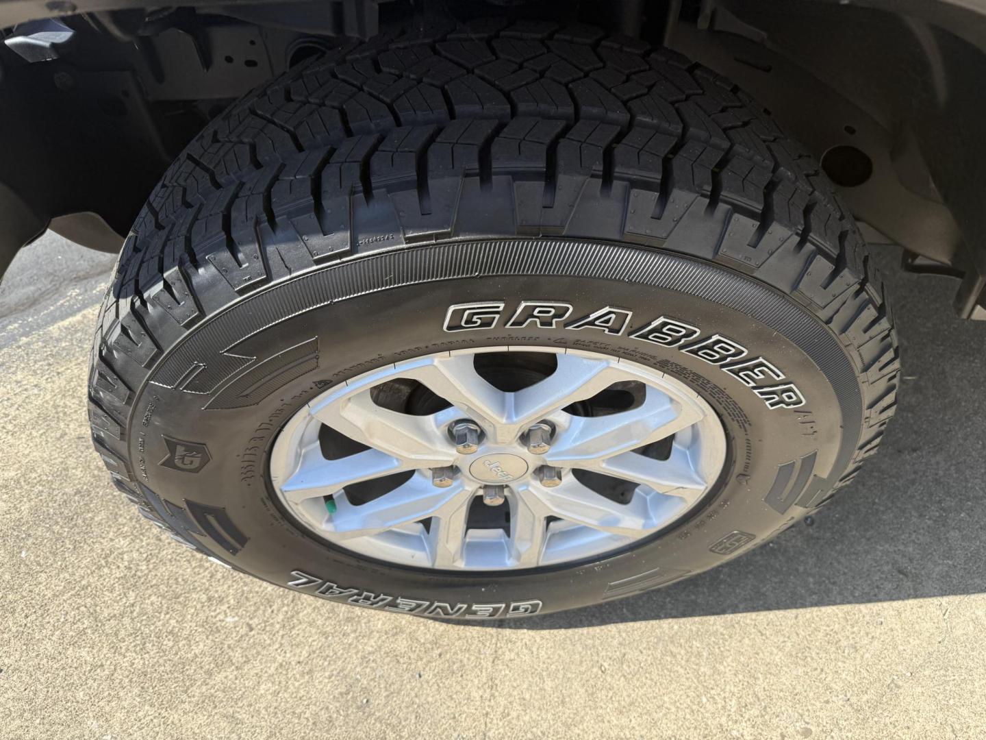 2023 Charcoal Jeep Gladiator Sport (1C6HJTAG8PL) with an 3.6L V6 DOHC 24V engine, 6M transmission, located at 8464 Route 219, Brockway, PA, 15824, (814) 265-1330, 41.226871, -78.780518 - Good looking pre owned 2023 Jeep Gladiator SPORT S 4wd with V6, air condition, power windows and locks, and much more. ONLY 40000 miles and this Jeep has been serviced up. - Photo#1