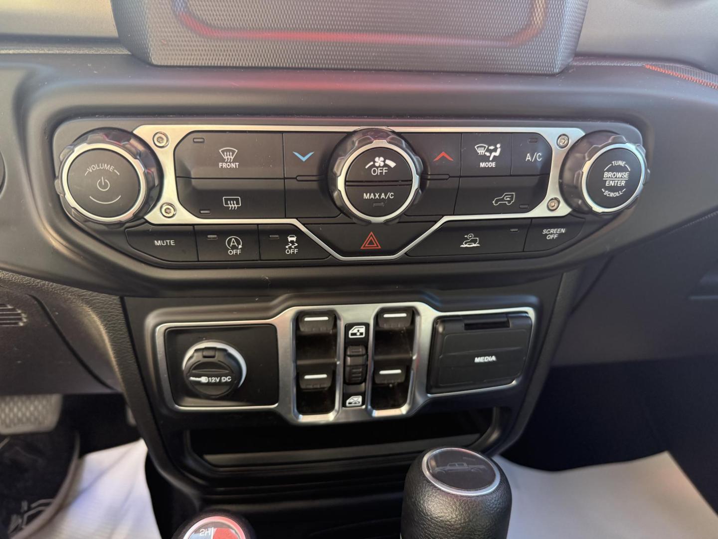 2023 Charcoal Jeep Gladiator Sport (1C6HJTAG8PL) with an 3.6L V6 DOHC 24V engine, 6M transmission, located at 8464 Route 219, Brockway, PA, 15824, (814) 265-1330, 41.226871, -78.780518 - Good looking pre owned 2023 Jeep Gladiator SPORT S 4wd with V6, air condition, power windows and locks, and much more. ONLY 40000 miles and this Jeep has been serviced up. - Photo#6