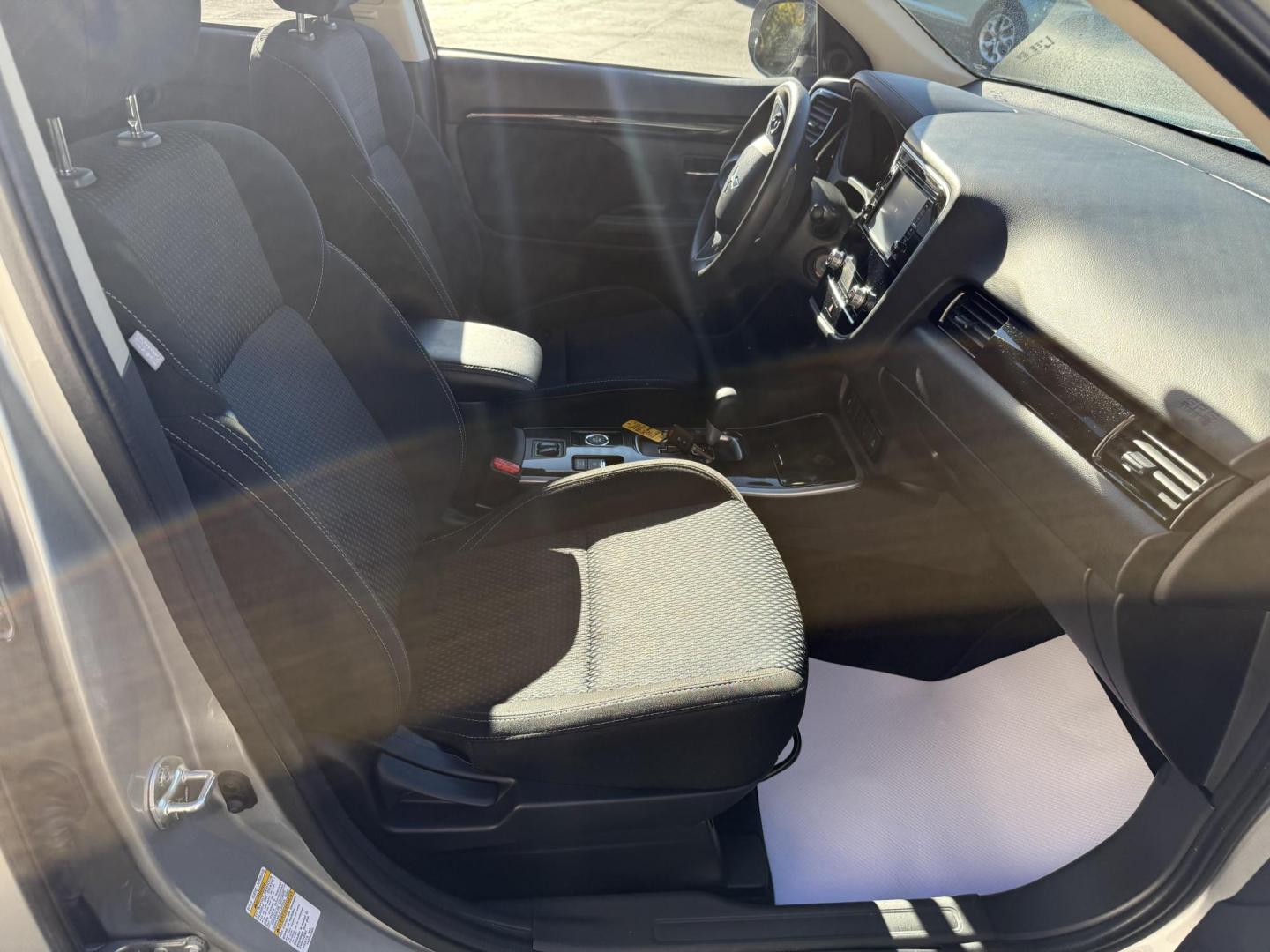 2020 Silver Mitsubishi Outlander SEL AWD (JA4AZ3A30LZ) with an 2.4L L4 DOHC 16V engine, CVT transmission, located at 8464 Route 219, Brockway, PA, 15824, (814) 265-1330, 41.226871, -78.780518 - clean, Well taken care of 2020 Mits Outlander SE AWD with 3rd row seating, air condition, power windows and locks, heated front seats, factory wheels and ONLY 63000 miles. Serviced and ready to go. - Photo#12