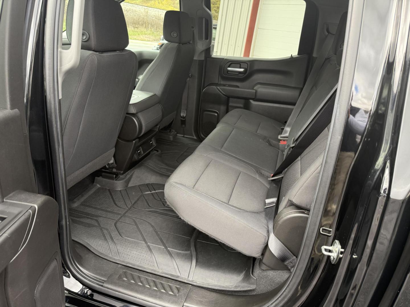 2020 Black Chevrolet Silverado 1500 Custom Crew Cab Short Box 4WD (1GCUYBEF1LZ) with an 5.3L V8 OHV 16V engine, 6A transmission, located at 8464 Route 219, Brockway, PA, 15824, (814) 265-1330, 41.226871, -78.780518 - Good looking pre owned 2020 Chev 1500 Crew cab 4wd with V8 engine, air condition, pwr windows and locks, and much more. This truck is serviced up and comes with a warranty. - Photo#7