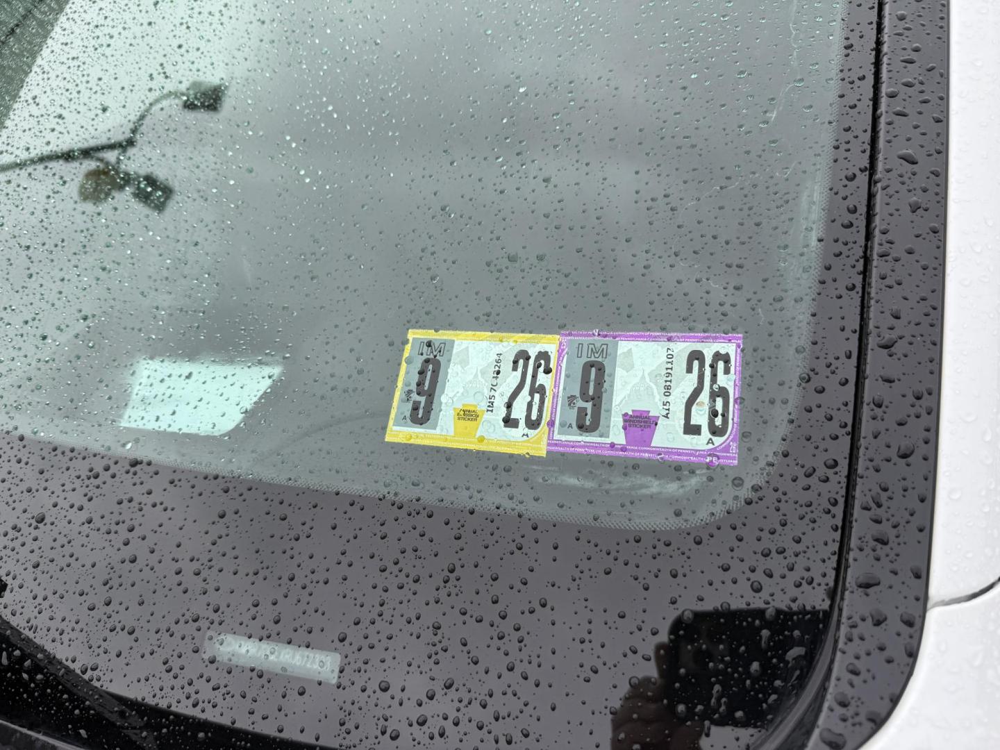 2024 White Hyundai Palisade Calligraphy AWD (KM8R7DGEXRU) with an 3.8L V6 DOHC 24V engine, 8A transmission, located at 8464 Route 219, Brockway, PA, 15824, (814) 265-1330, 41.226871, -78.780518 - MUST SEE SUV...This 2024 Hyundai Palisade AWD is well equipped with power/heated seats, pano roof, navigation, 7 passenger with rear a/c, factory wheels, and much much more. This Hyundai is serviced, Pa-inspected and comes with factory warranty. Must see car and priced well under retail value!!! - Photo#2