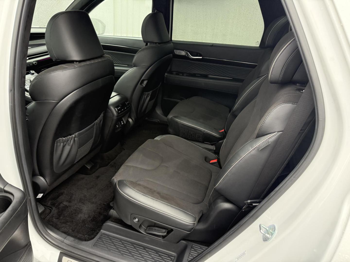 2024 White Hyundai Palisade Calligraphy AWD (KM8R7DGEXRU) with an 3.8L V6 DOHC 24V engine, 8A transmission, located at 8464 Route 219, Brockway, PA, 15824, (814) 265-1330, 41.226871, -78.780518 - MUST SEE SUV...This 2024 Hyundai Palisade AWD is well equipped with power/heated seats, pano roof, navigation, 7 passenger with rear a/c, factory wheels, and much much more. This Hyundai is serviced, Pa-inspected and comes with factory warranty. Must see car and priced well under retail value!!! - Photo#10