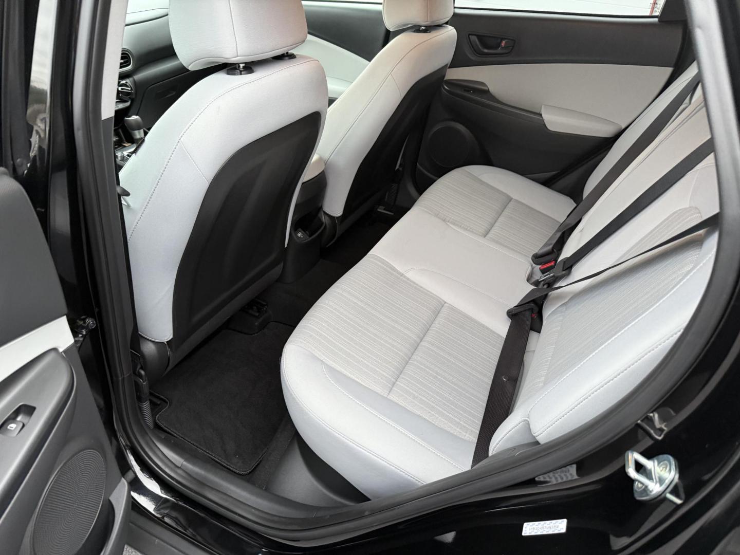 2023 Black Hyundai Kona SEL AWD (KM8K6CAB5PU) with an 2.0L L4 DOHC 16V engine, CVT transmission, located at 8464 Route 219, Brockway, PA, 15824, (814) 265-1330, 41.226871, -78.780518 - Must see 2023 Hyundai Kona SEL AWD with air condition, power windows and locks, power seat, factory alloy wheels and ONLY 6000 miles! This suv is serviced up and comes with remaining factory warranty. - Photo#8